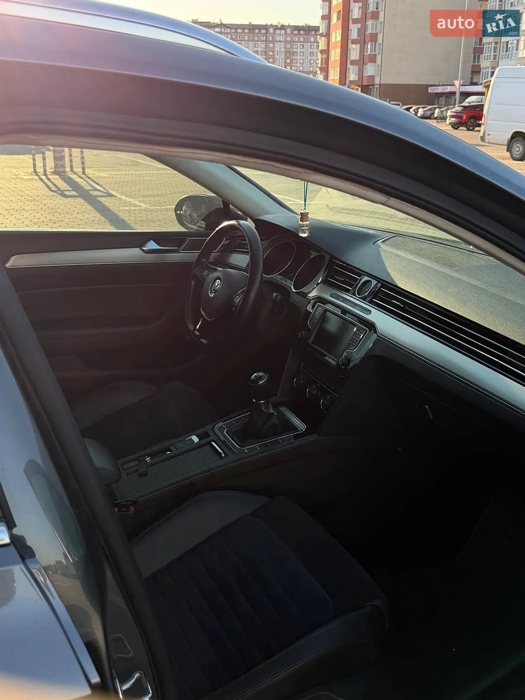 2016 Volkswagen Passat - мініатюра 20