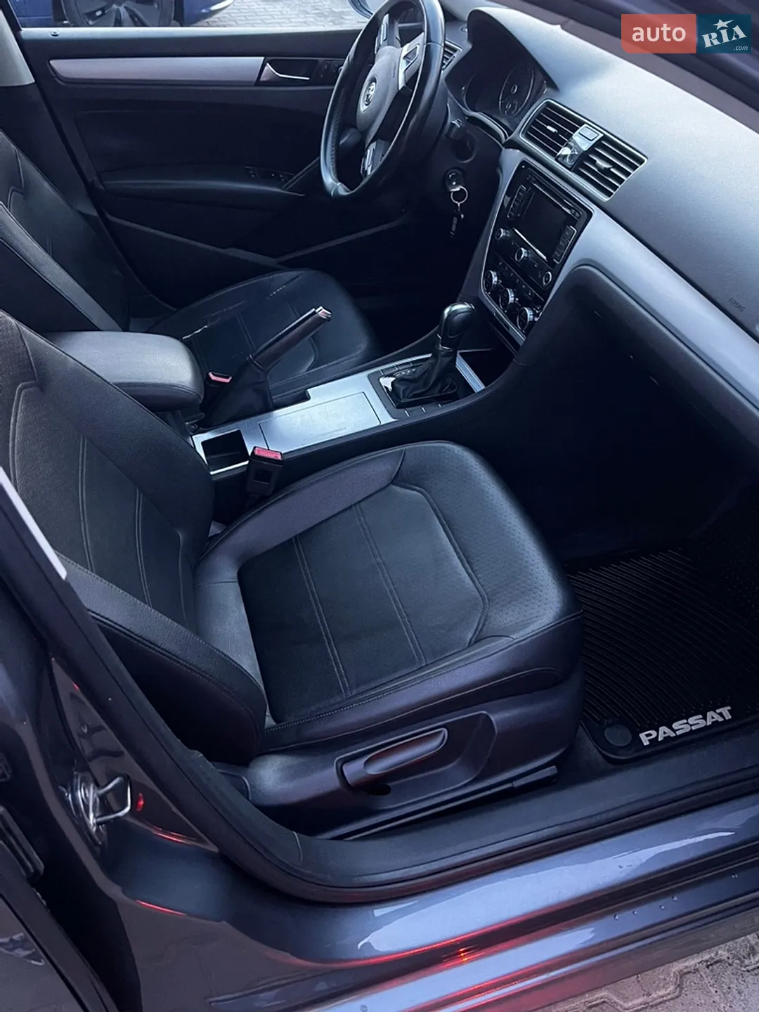 2011 Volkswagen Passat - мініатюра 16