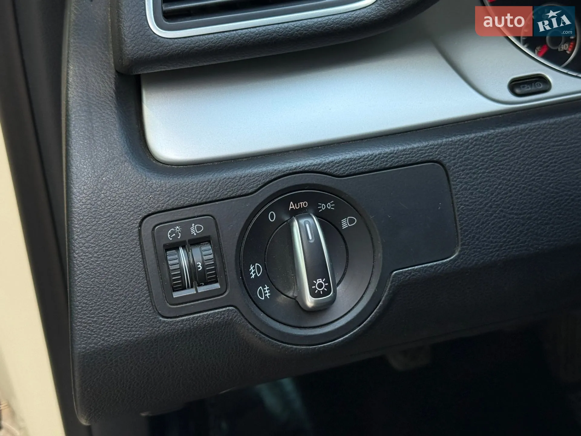 2014 Volkswagen Passat - мініатюра 43