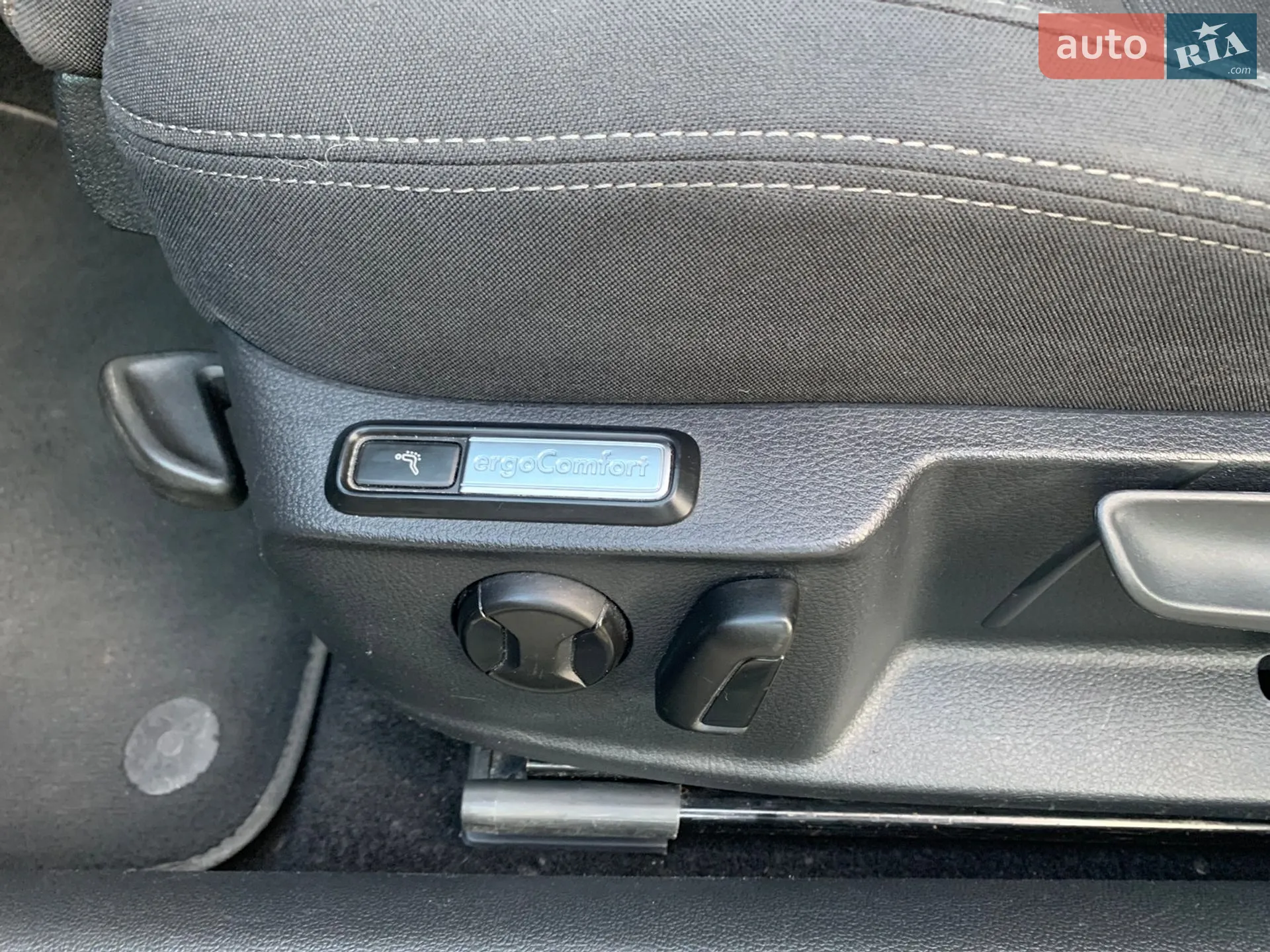 2019 Volkswagen Passat - мініатюра 24