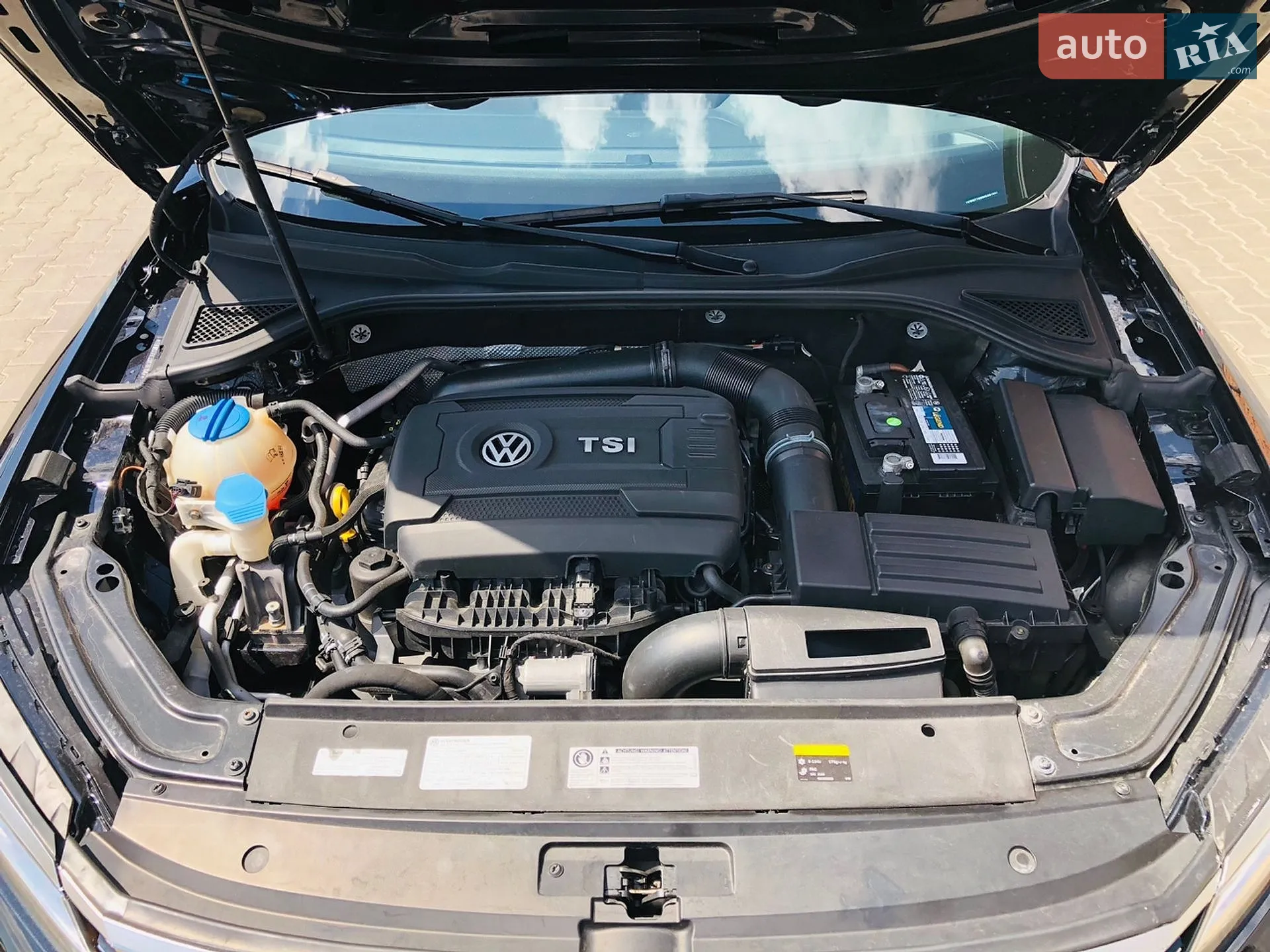 2017 Volkswagen Passat - мініатюра 20