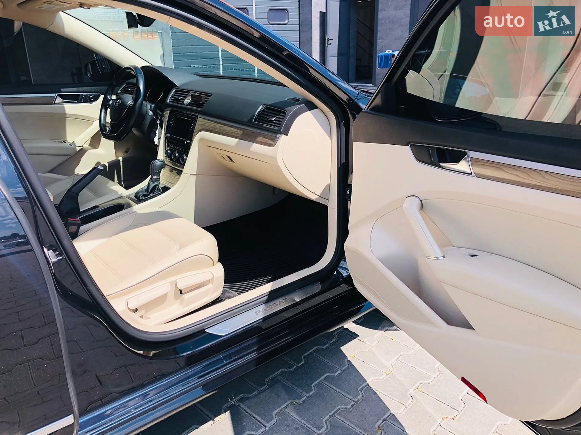 2017 Volkswagen Passat - мініатюра 21