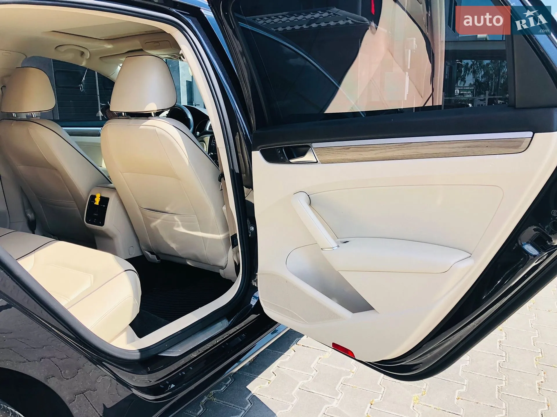 2017 Volkswagen Passat - мініатюра 26