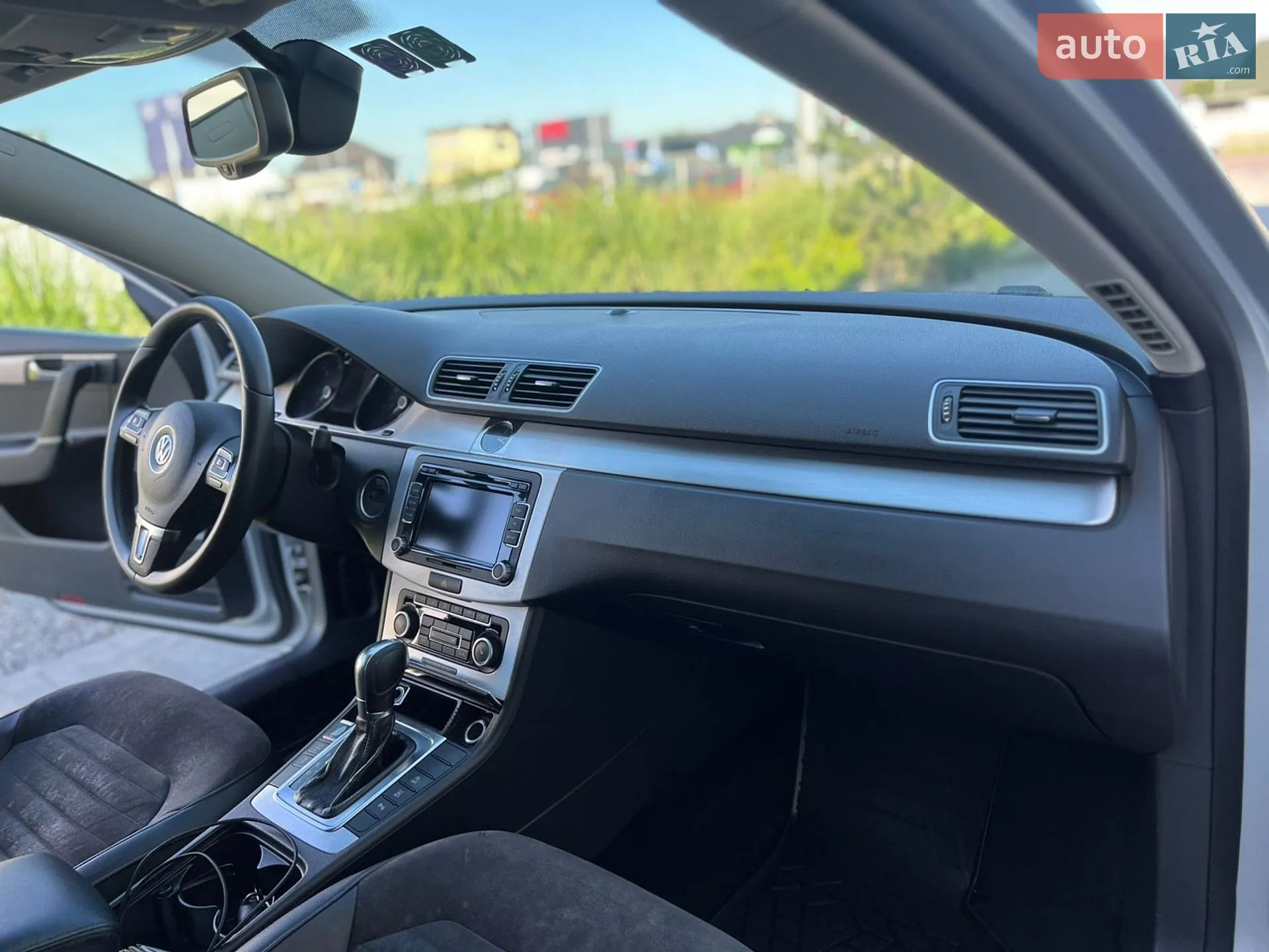 2011 Volkswagen Passat - мініатюра 16