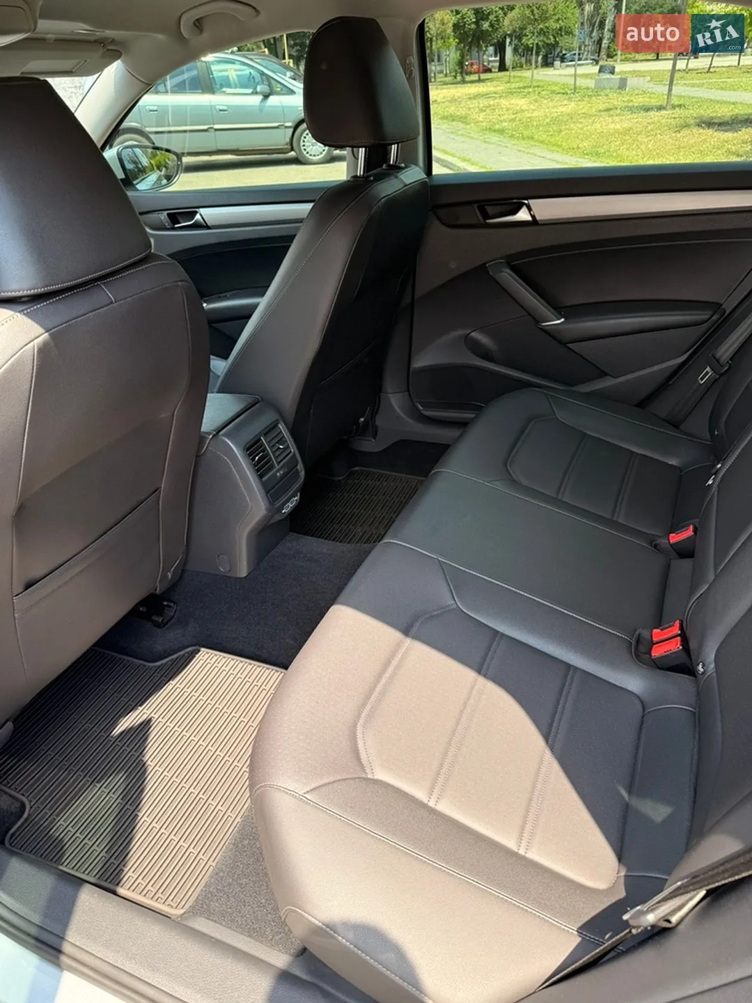 2020 Volkswagen Passat - мініатюра 11