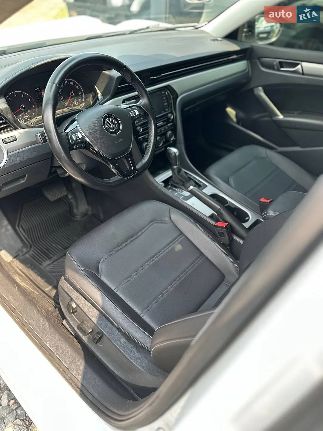 2019 Volkswagen Passat - мініатюра 9