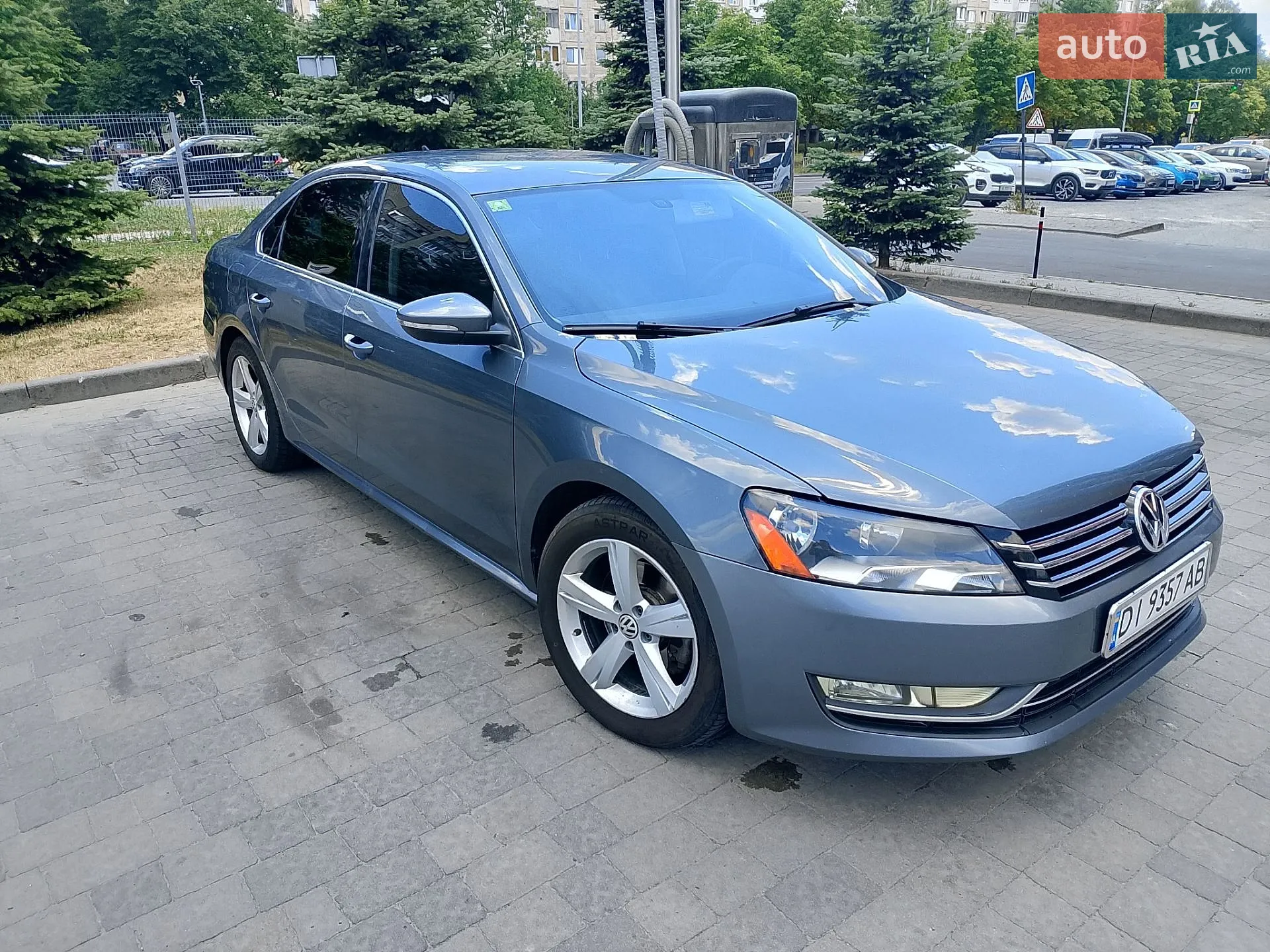 2011 Volkswagen Passat - фото 1