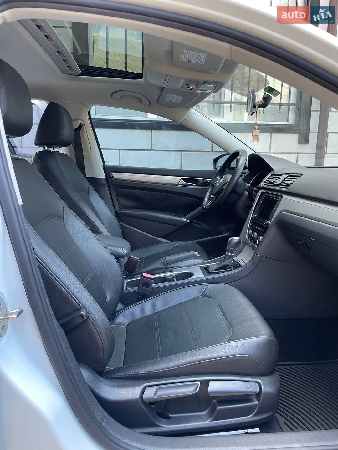 2018 Volkswagen Passat - мініатюра 30