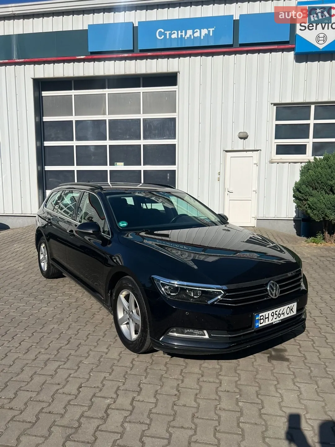 2017 Volkswagen Passat - мініатюра 2