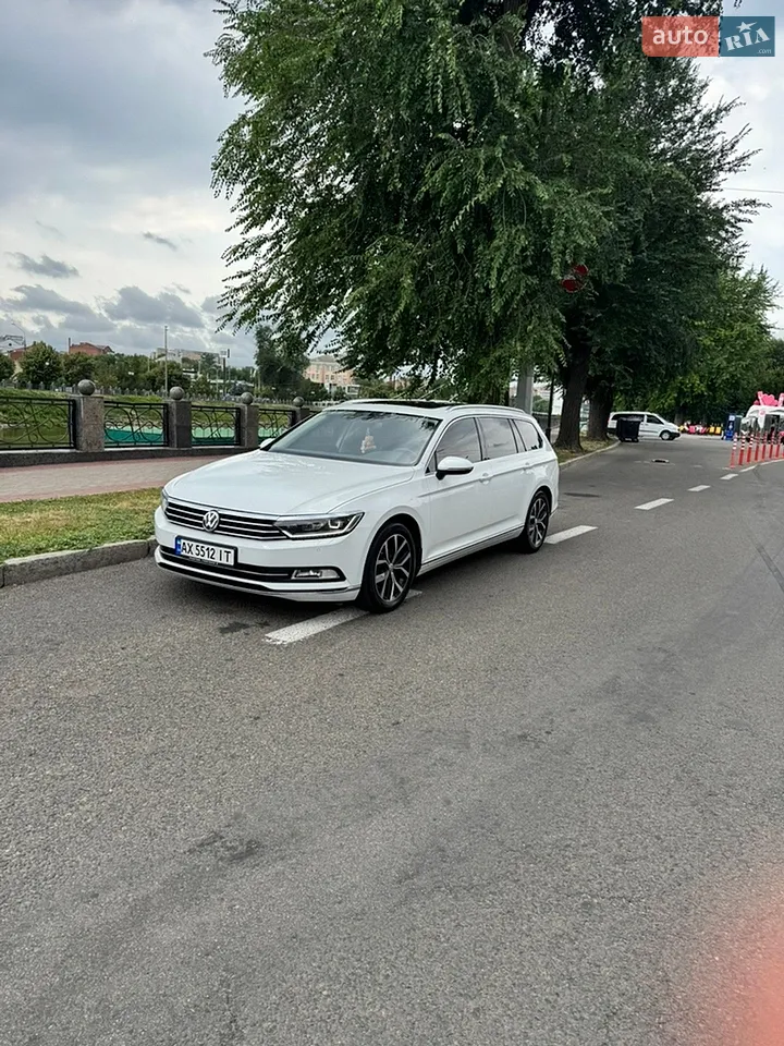 2016 Volkswagen Passat - мініатюра 16