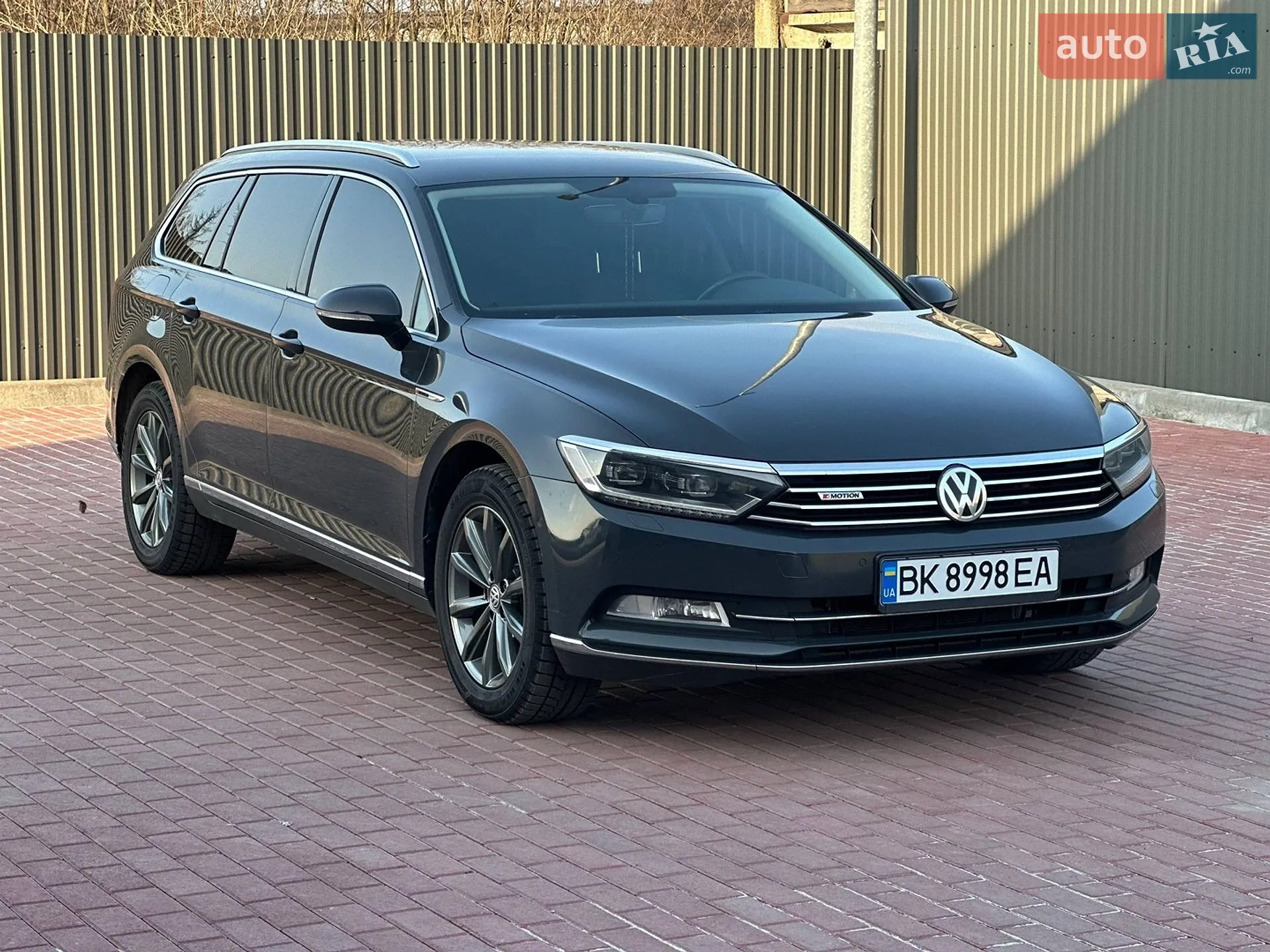 2016 Volkswagen Passat - мініатюра 6