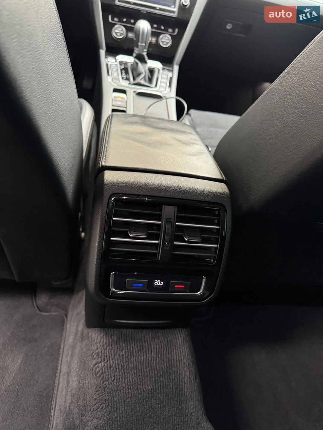 2017 Volkswagen Passat - мініатюра 24