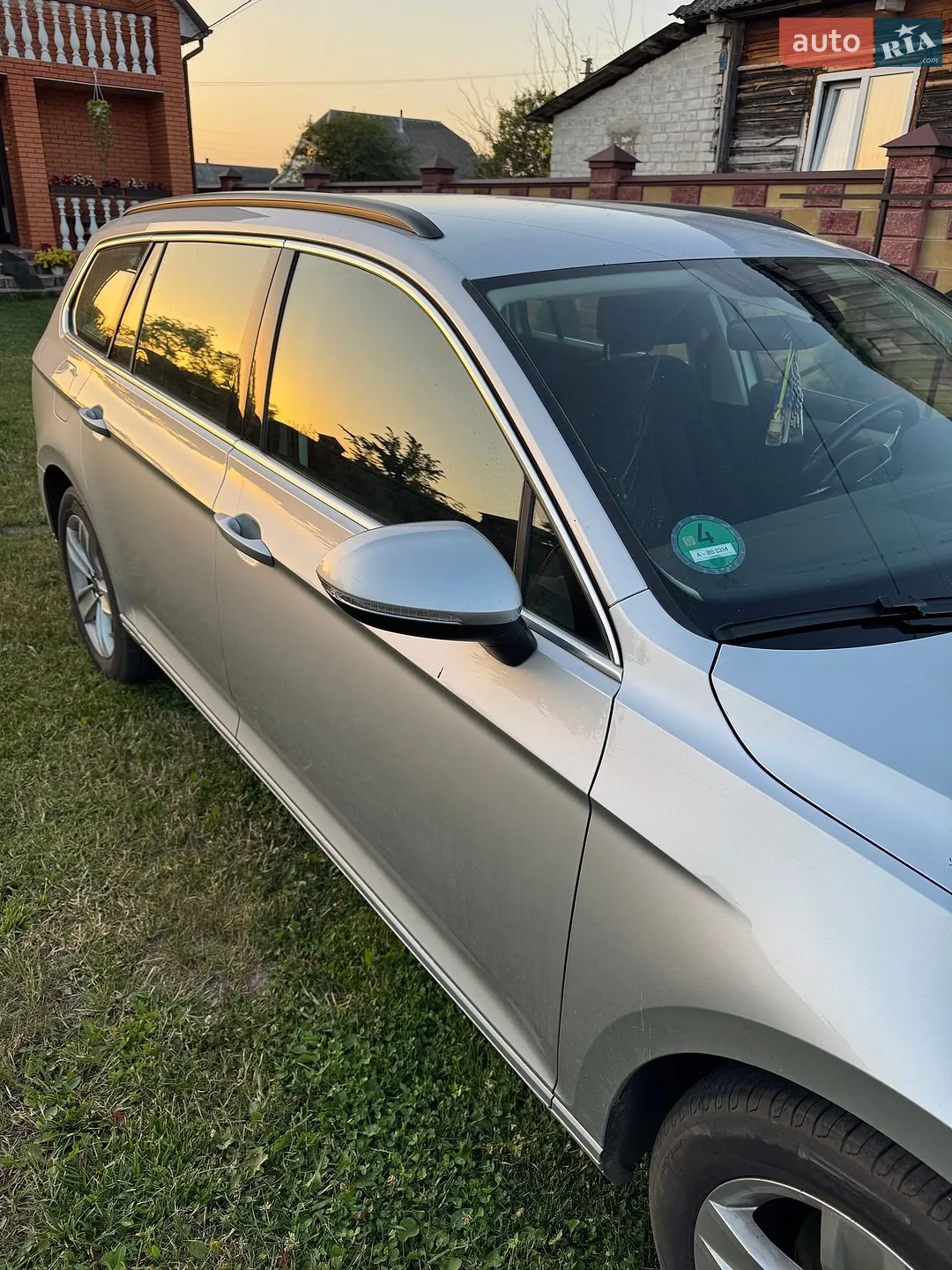 2019 Volkswagen Passat - мініатюра 2