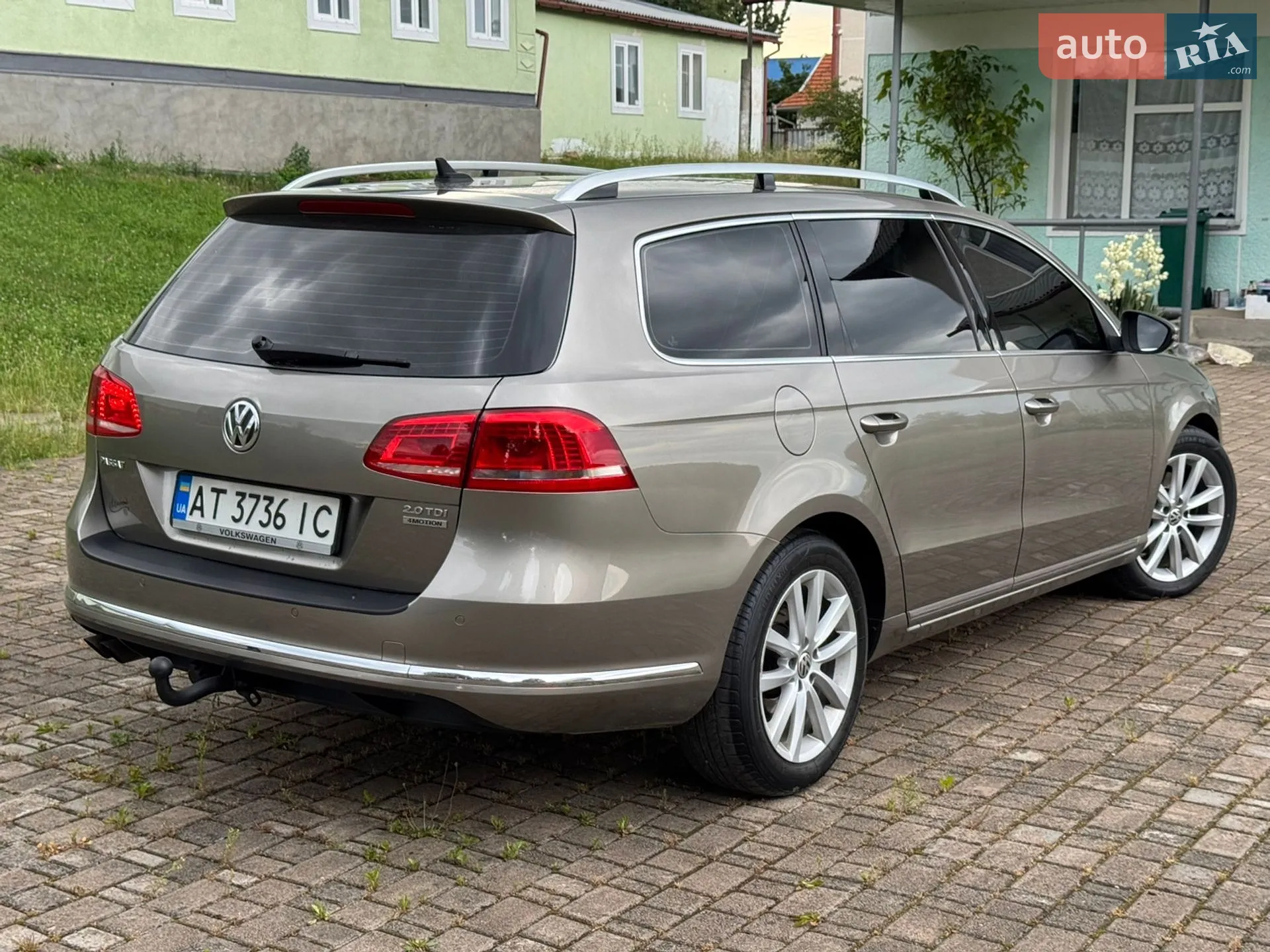 2011 Volkswagen Passat - мініатюра 9