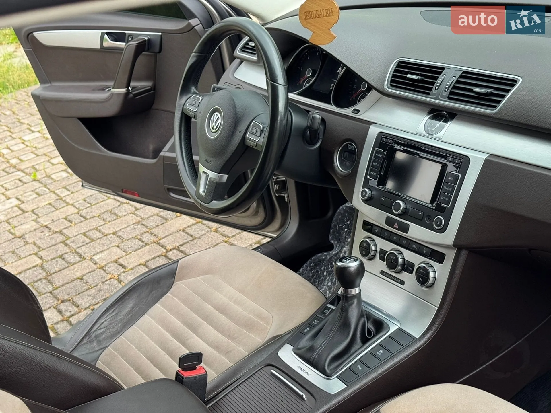 2011 Volkswagen Passat - мініатюра 21