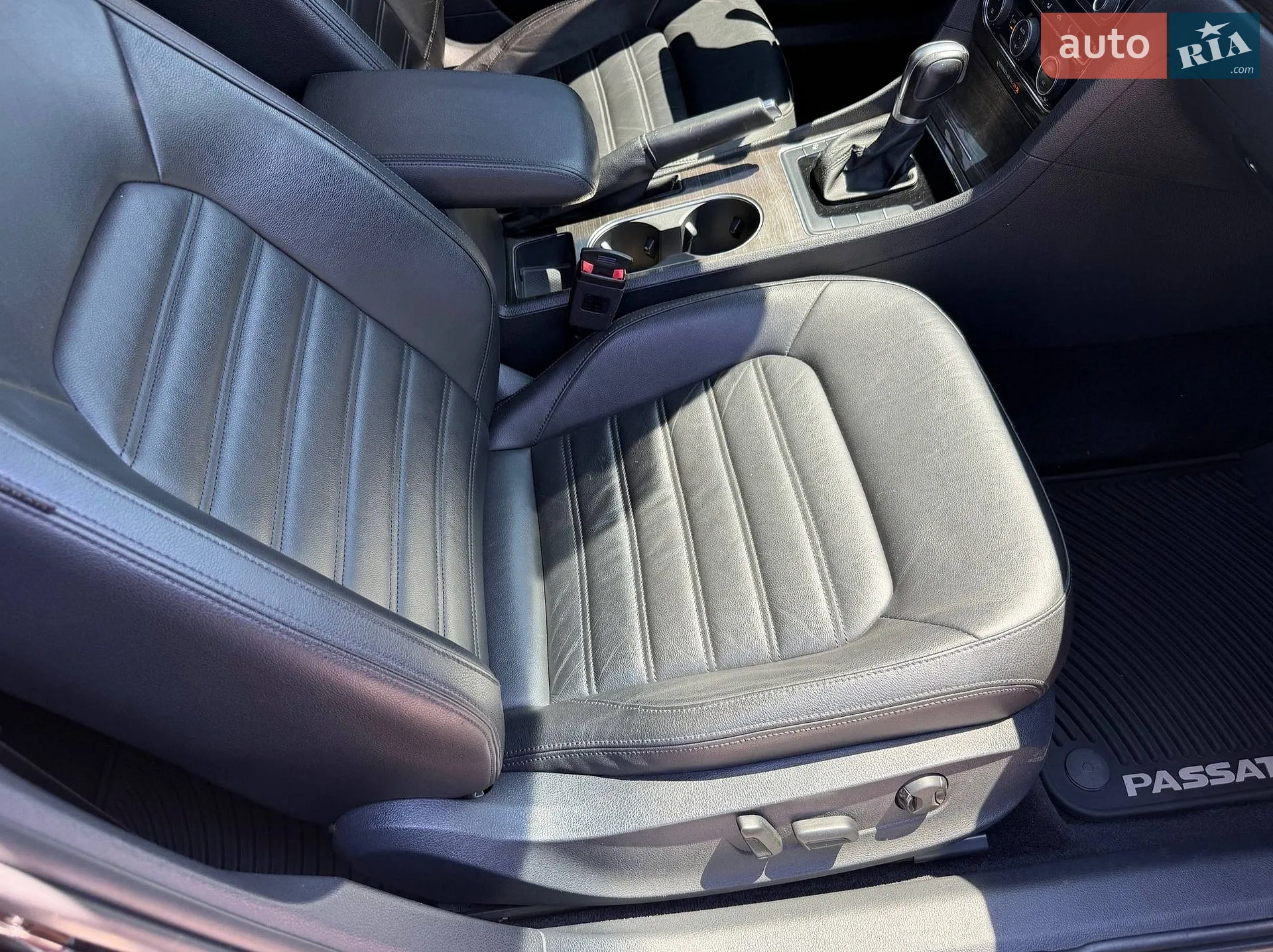2015 Volkswagen Passat - мініатюра 22