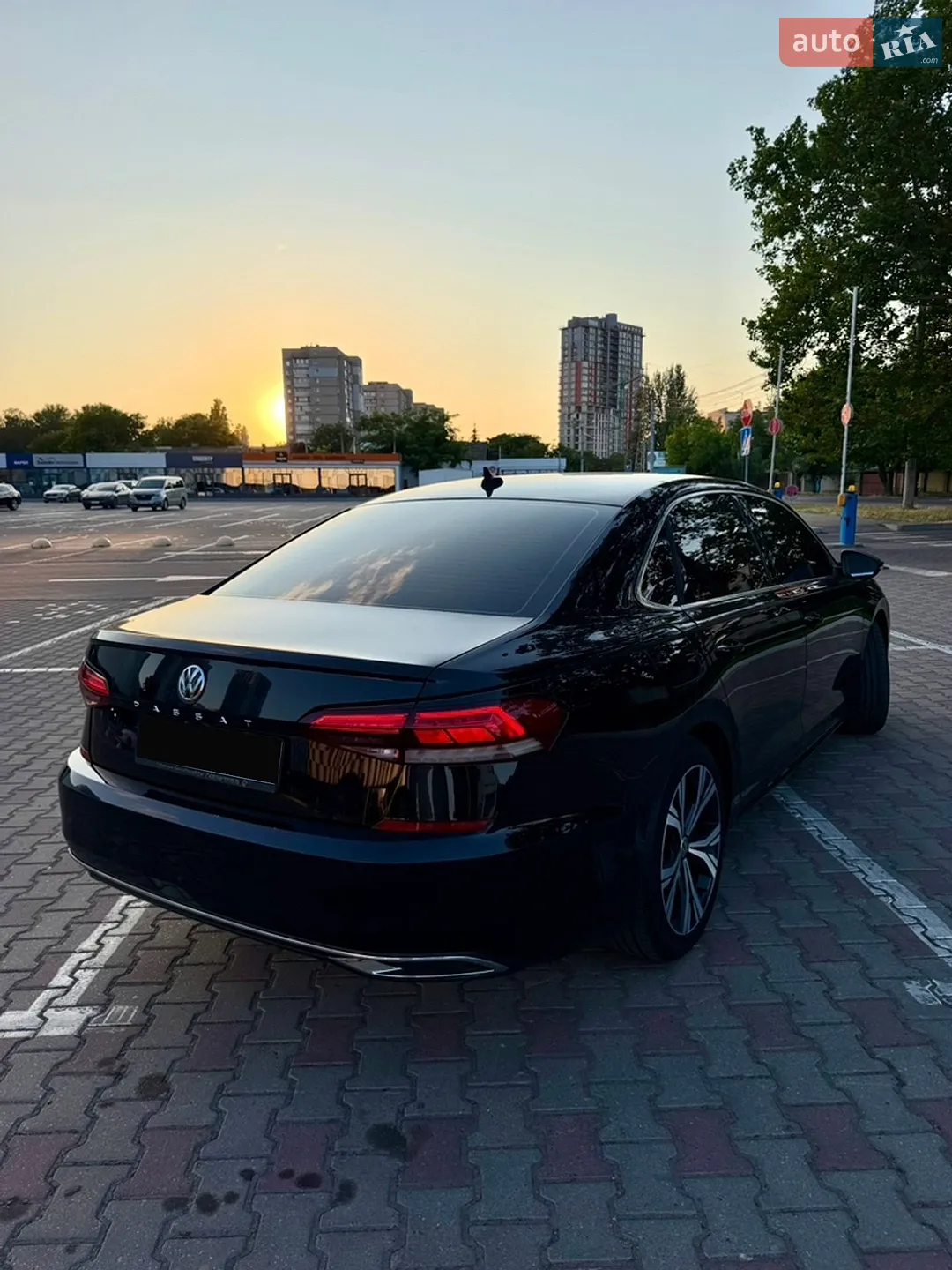 2020 Volkswagen Passat - мініатюра 8