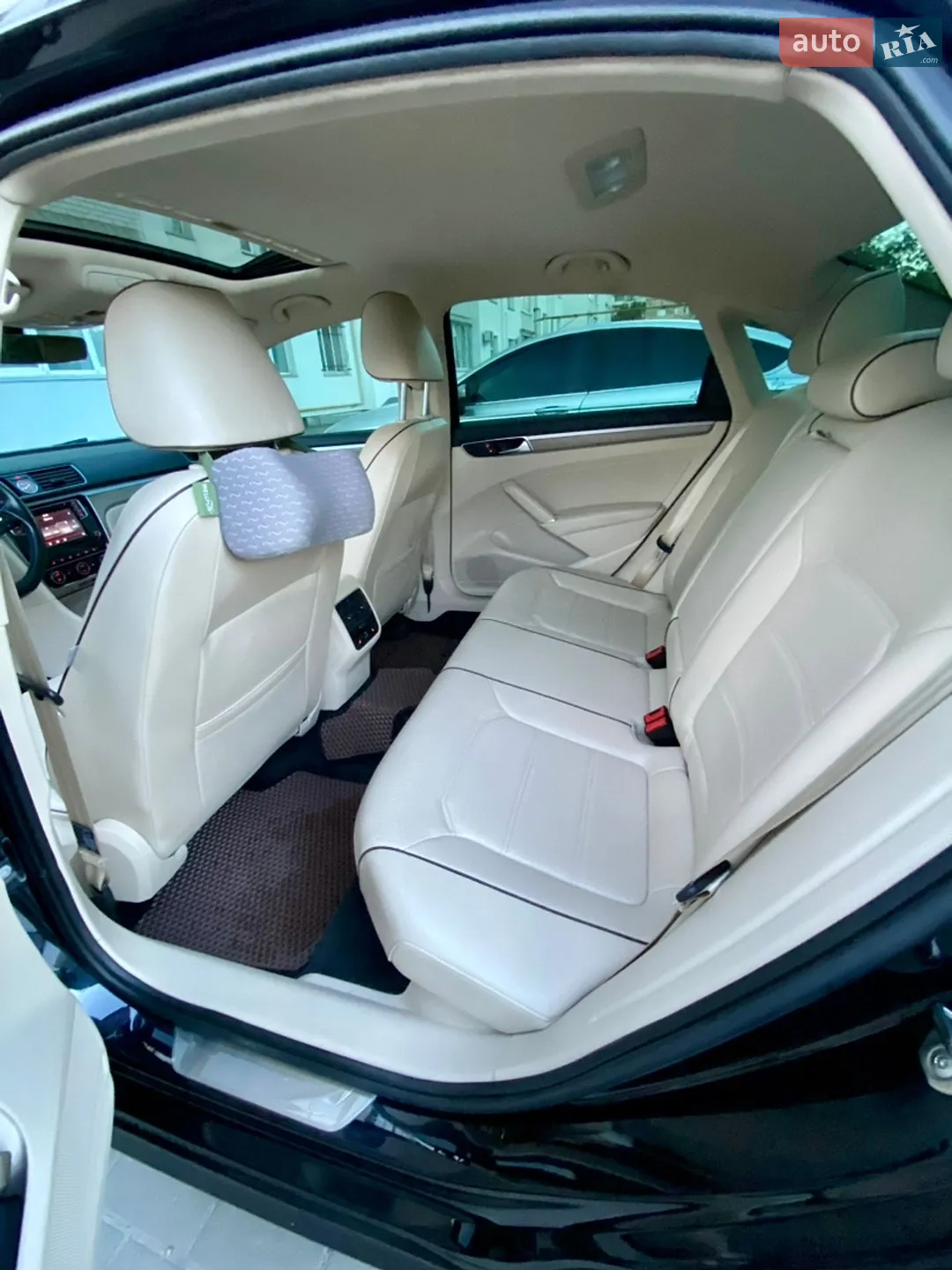 2017 Volkswagen Passat - мініатюра 24