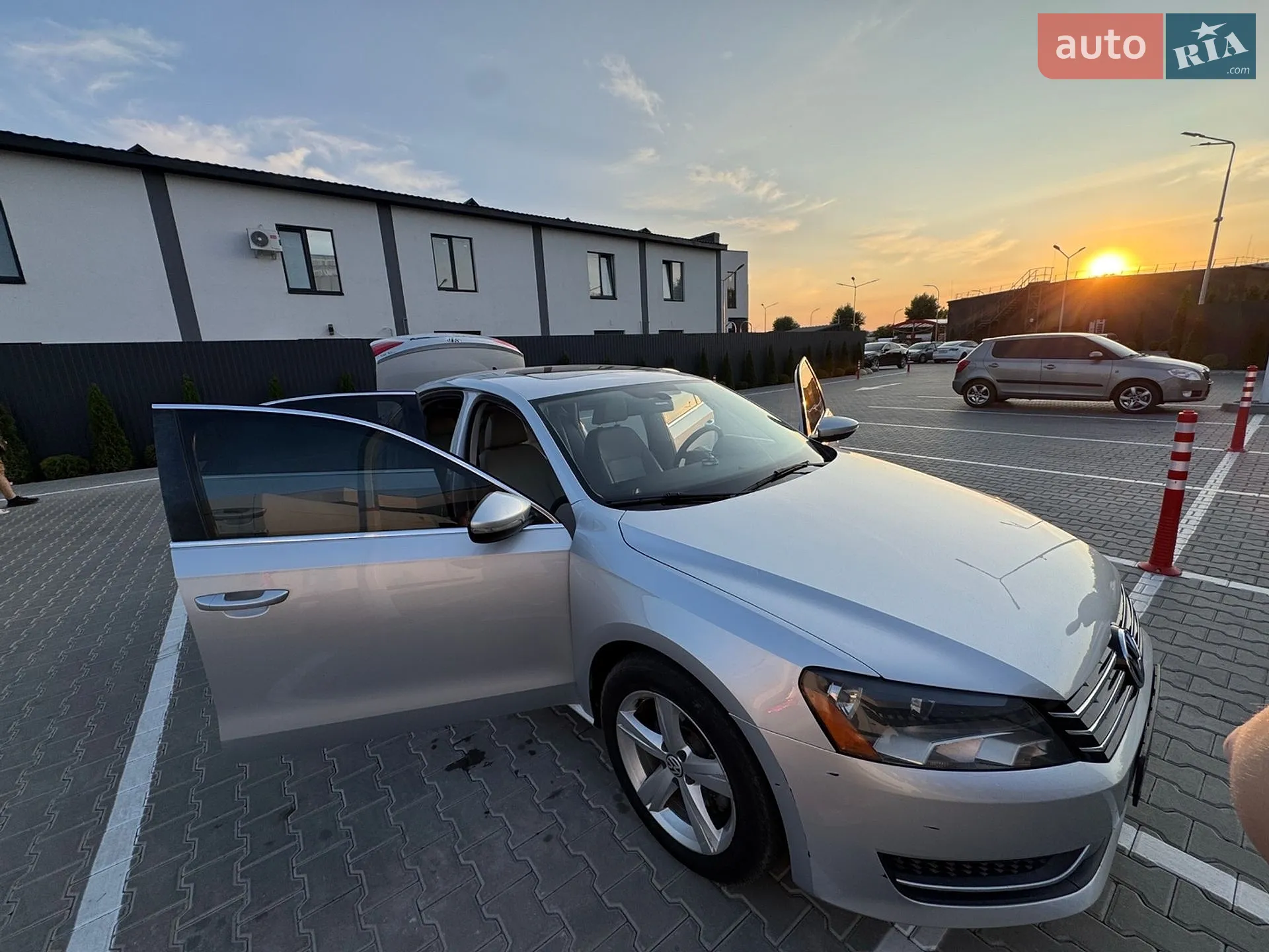 2012 Volkswagen Passat - мініатюра 4