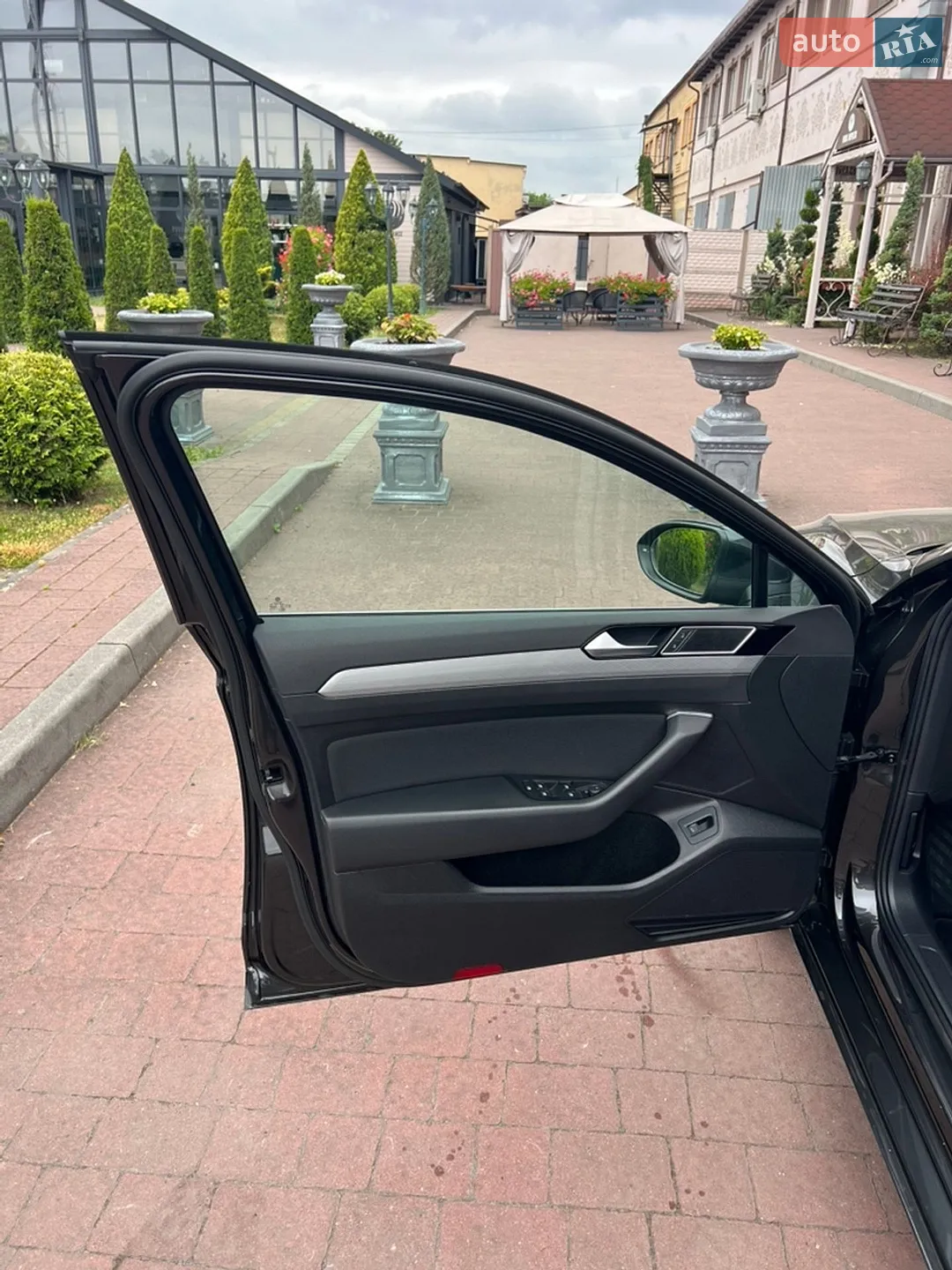 2022 Volkswagen Passat - мініатюра 24