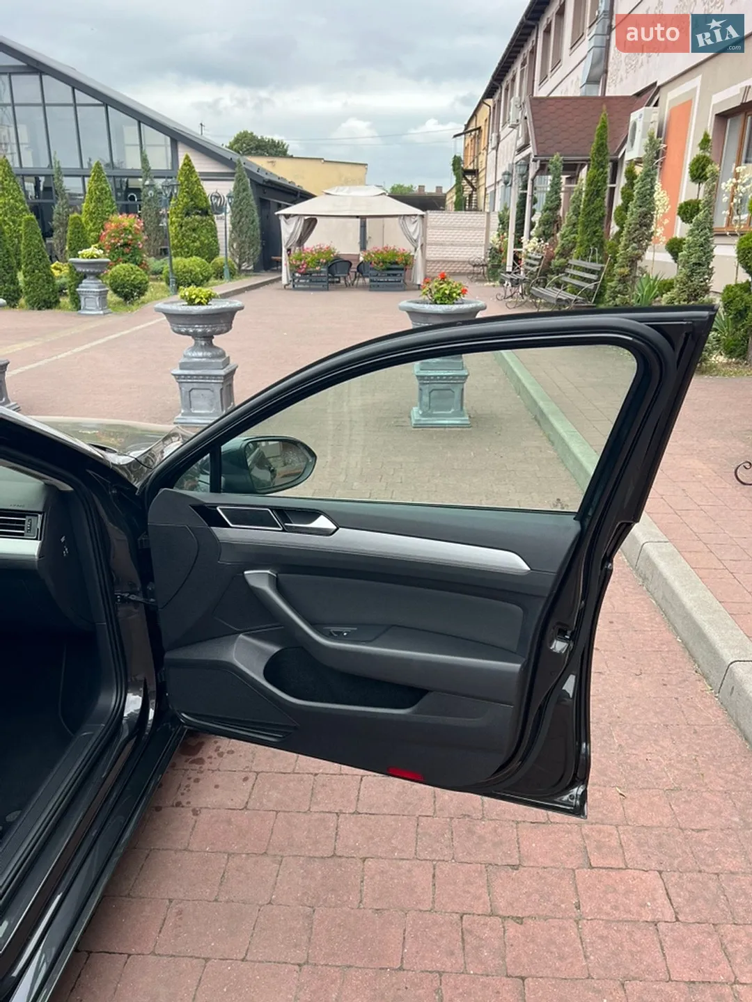 2022 Volkswagen Passat - мініатюра 28