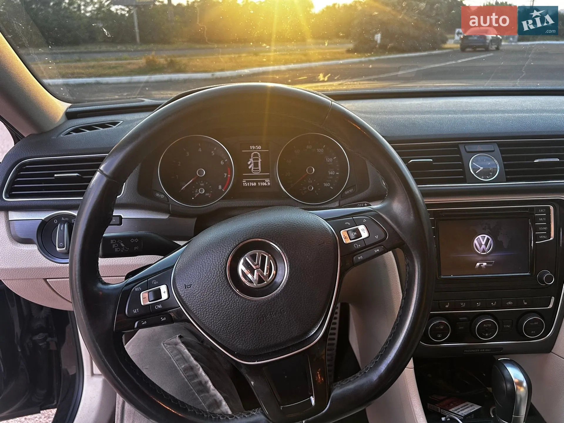 2017 Volkswagen Passat - мініатюра 15