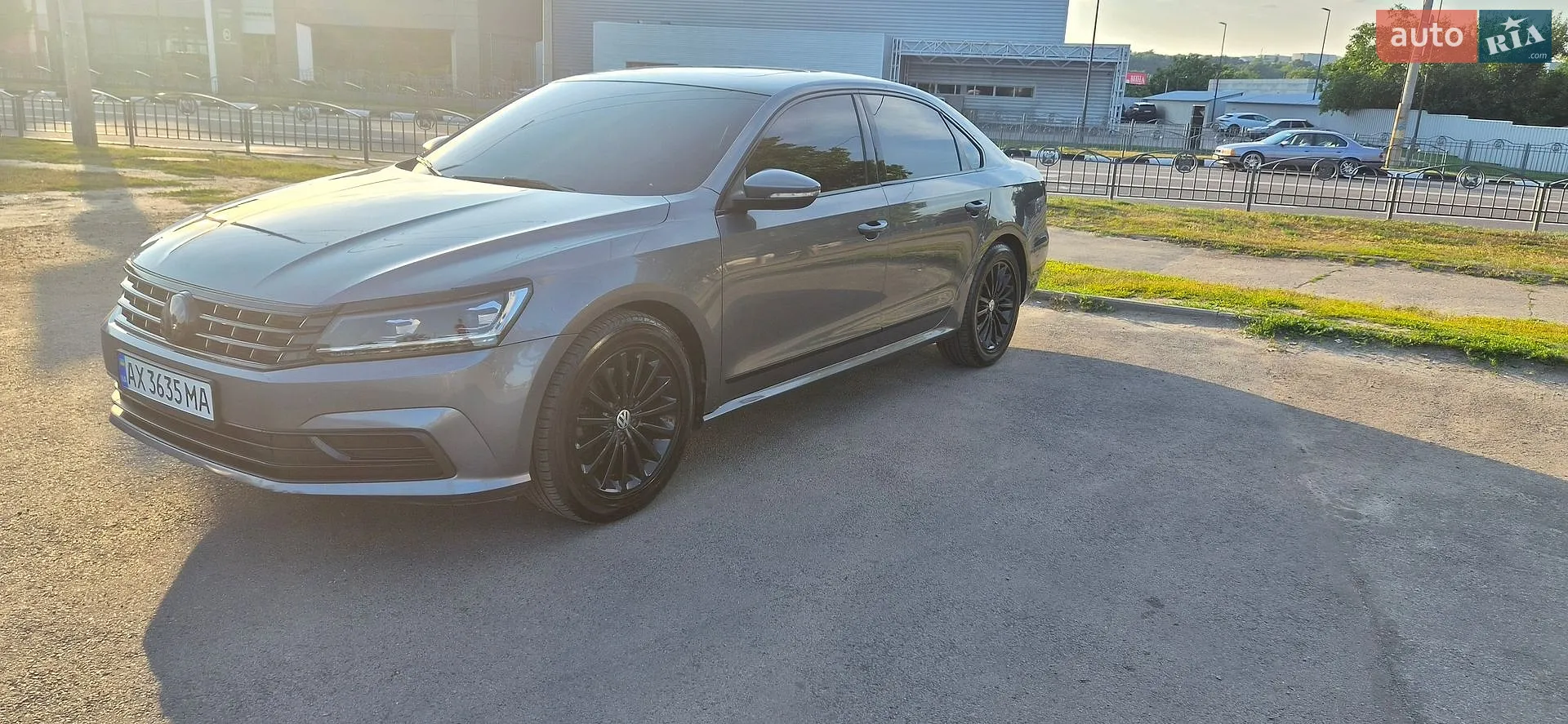 2017 Volkswagen Passat - мініатюра 2