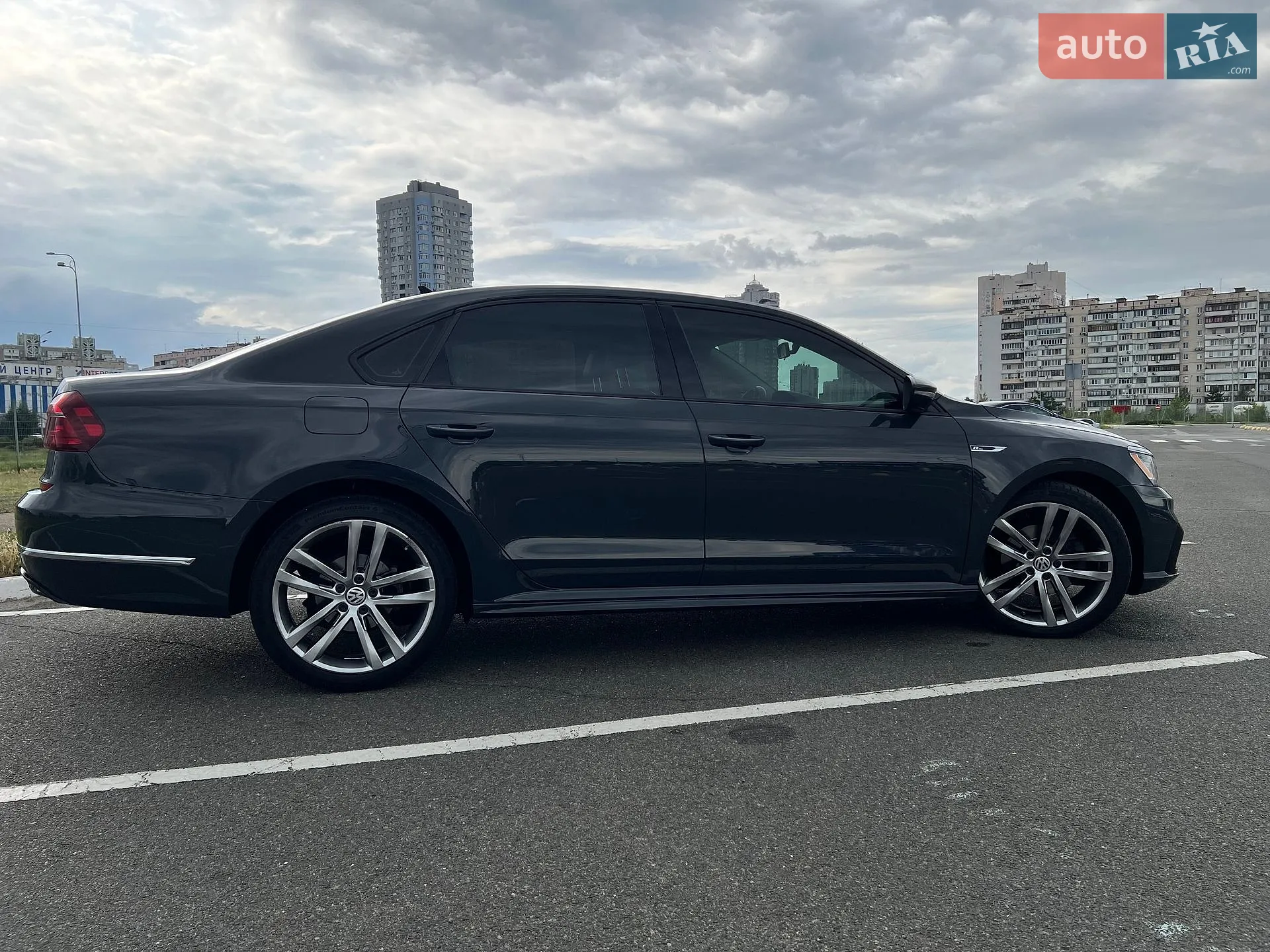 2017 Volkswagen Passat - мініатюра 10