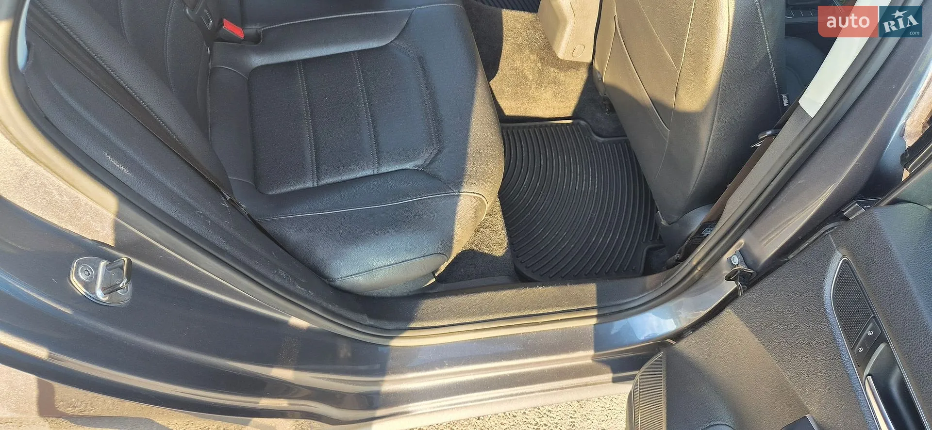 2017 Volkswagen Passat - мініатюра 25