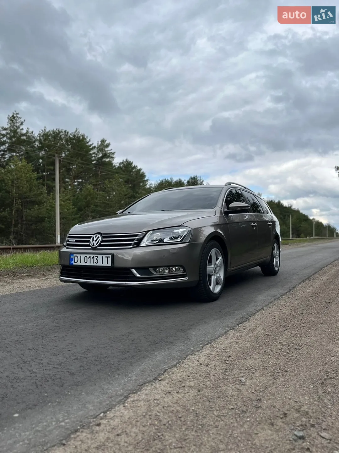 2011 Volkswagen Passat - мініатюра 2