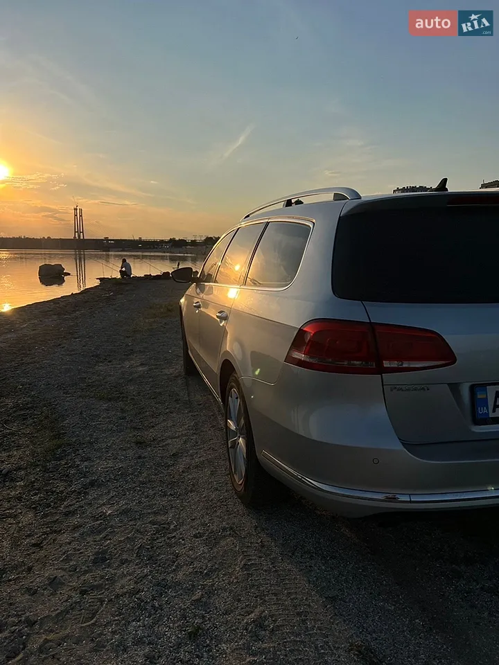 2010 Volkswagen Passat - мініатюра 30