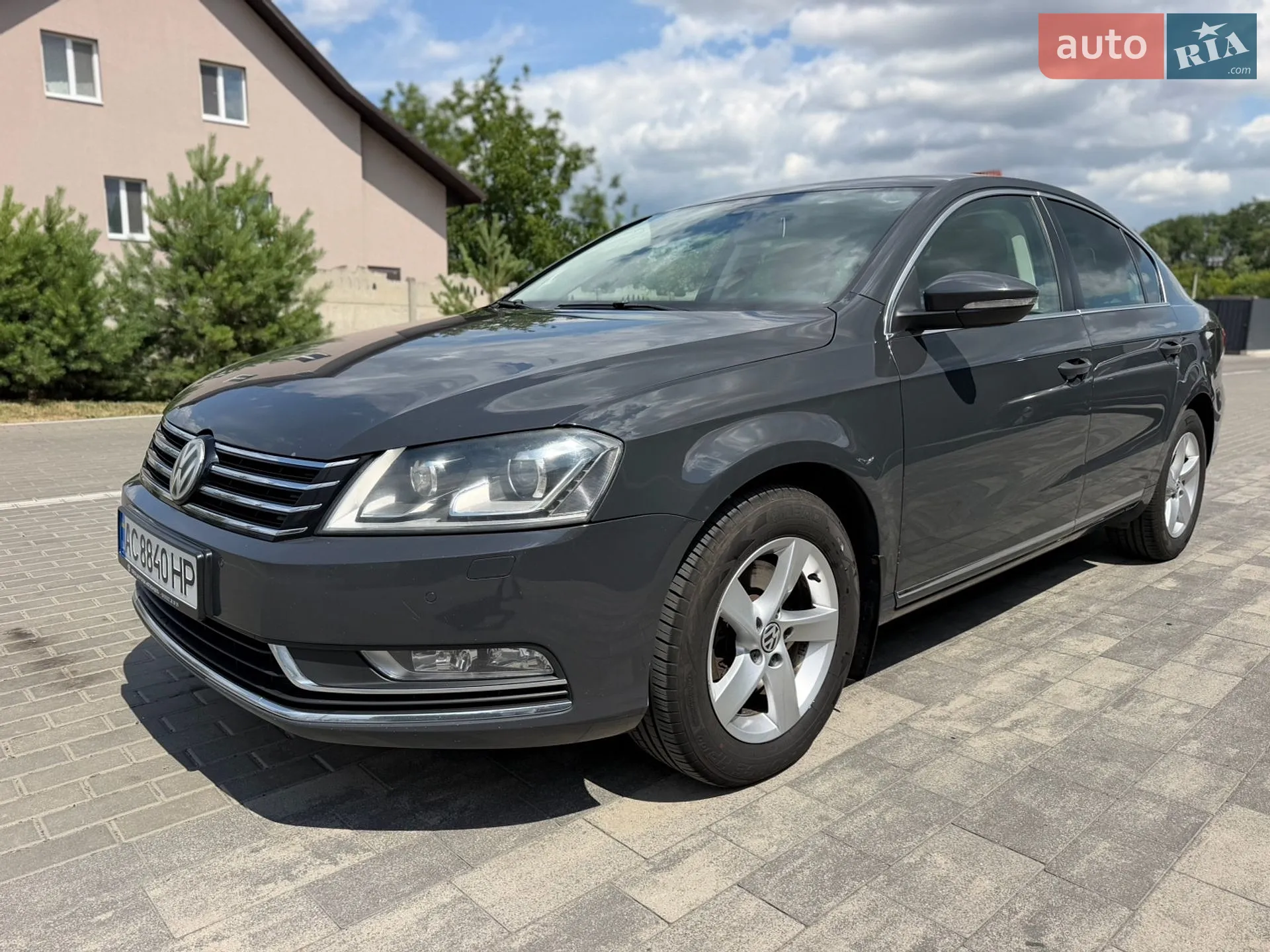 2012 Volkswagen Passat - мініатюра 2