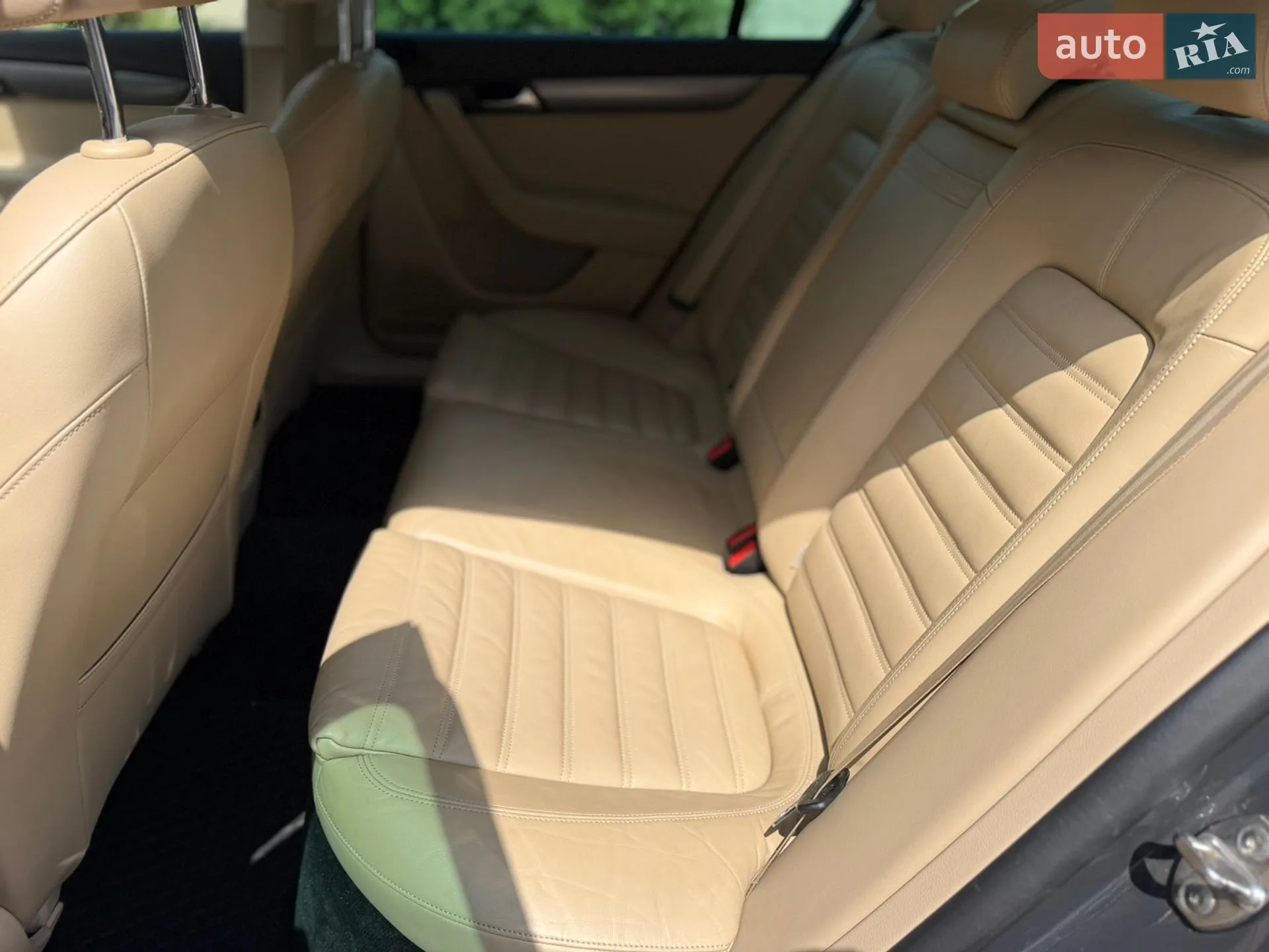 2012 Volkswagen Passat - мініатюра 22