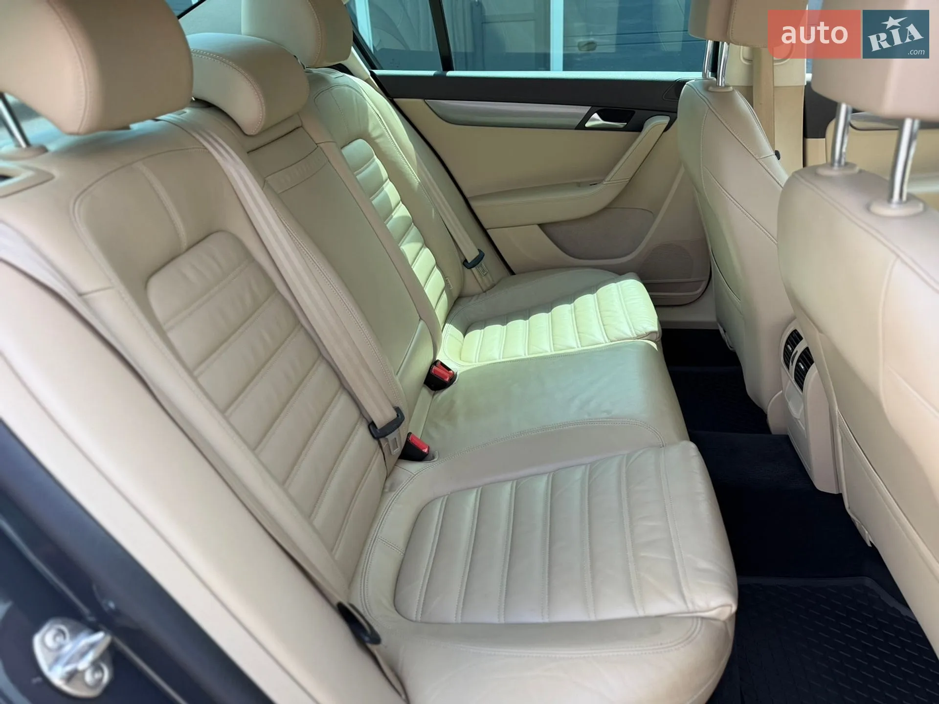 2012 Volkswagen Passat - мініатюра 27