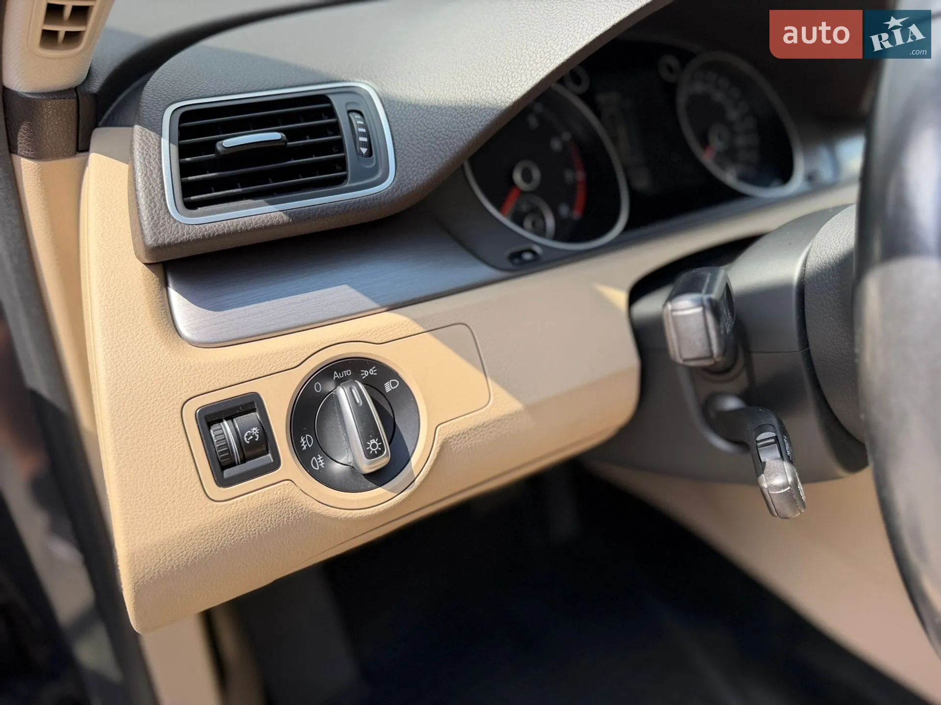 2012 Volkswagen Passat - мініатюра 35
