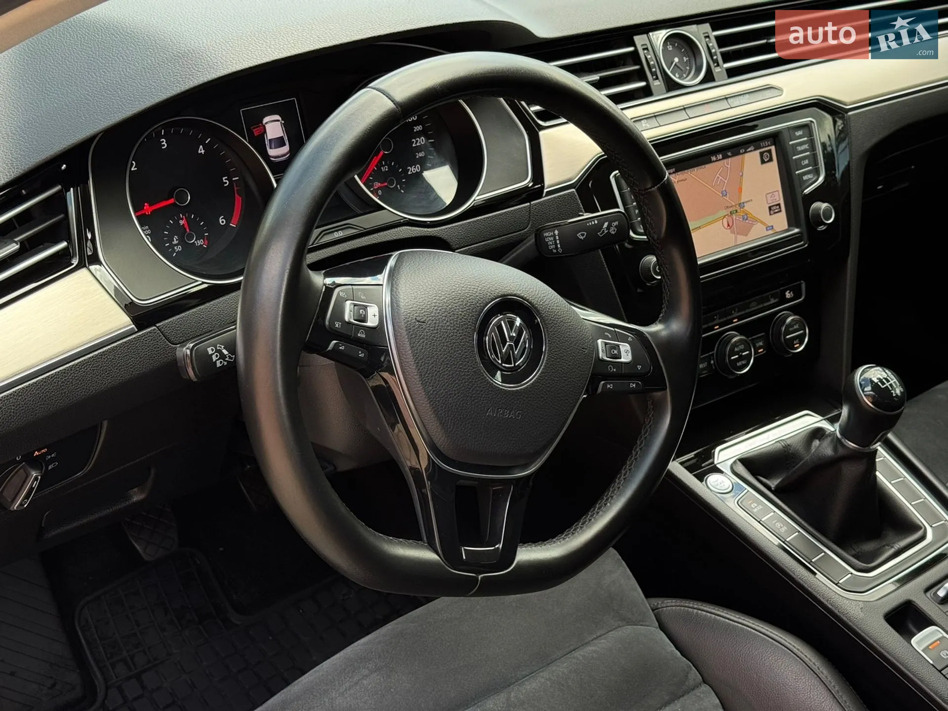 2015 Volkswagen Passat - мініатюра 47
