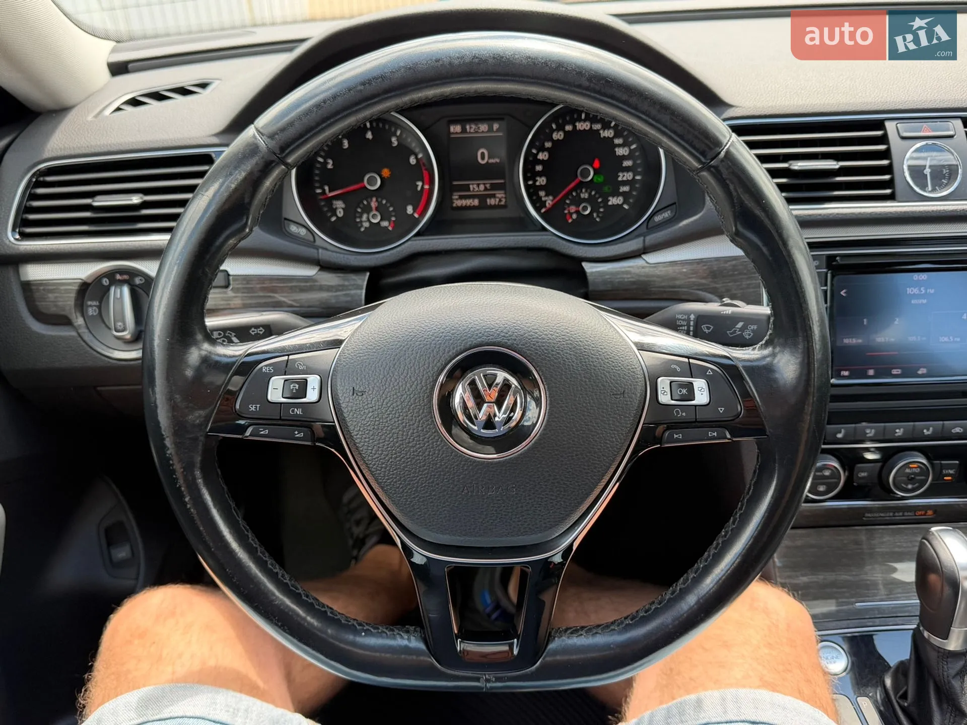 2016 Volkswagen Passat - мініатюра 24