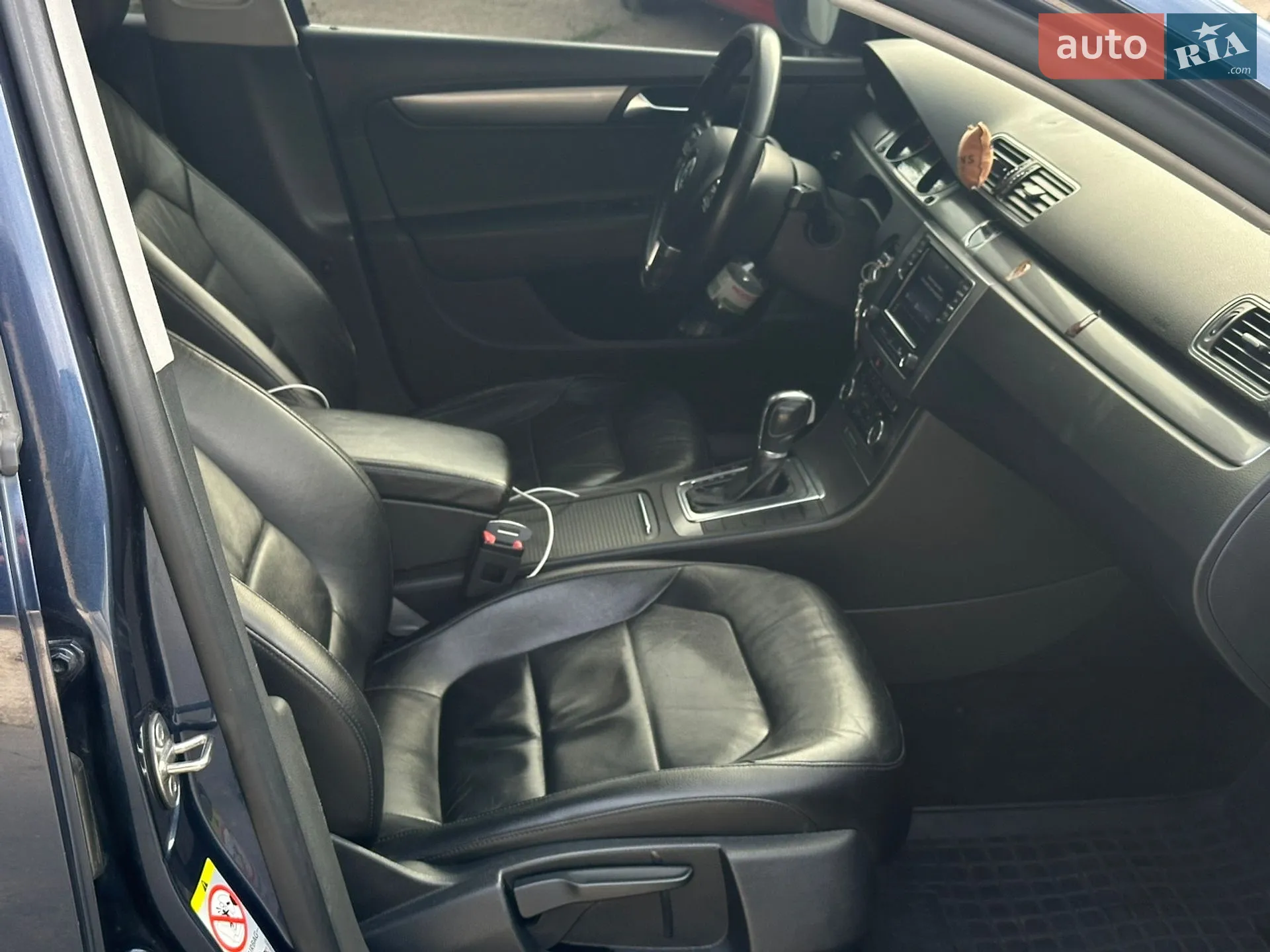 2011 Volkswagen Passat - мініатюра 14