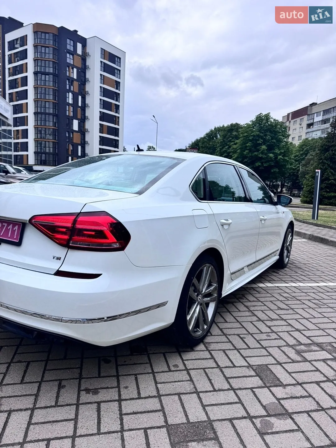 2016 Volkswagen Passat - мініатюра 9