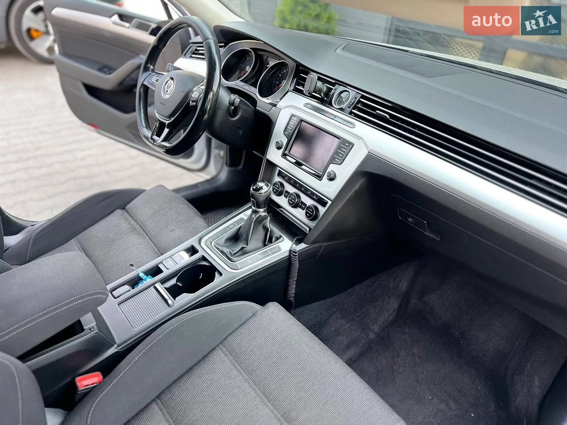2016 Volkswagen Passat - мініатюра 6