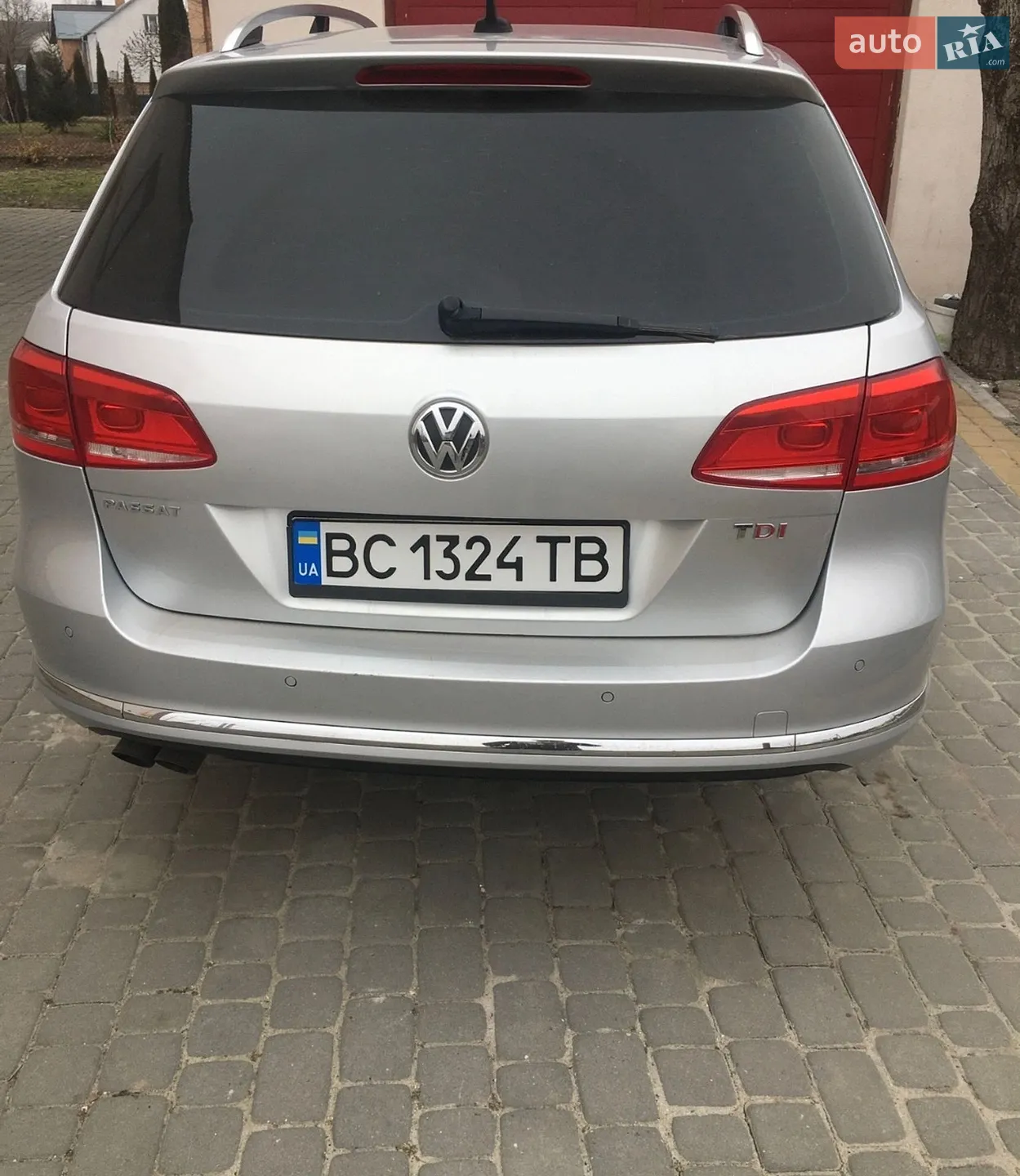 2010 Volkswagen Passat - мініатюра 3
