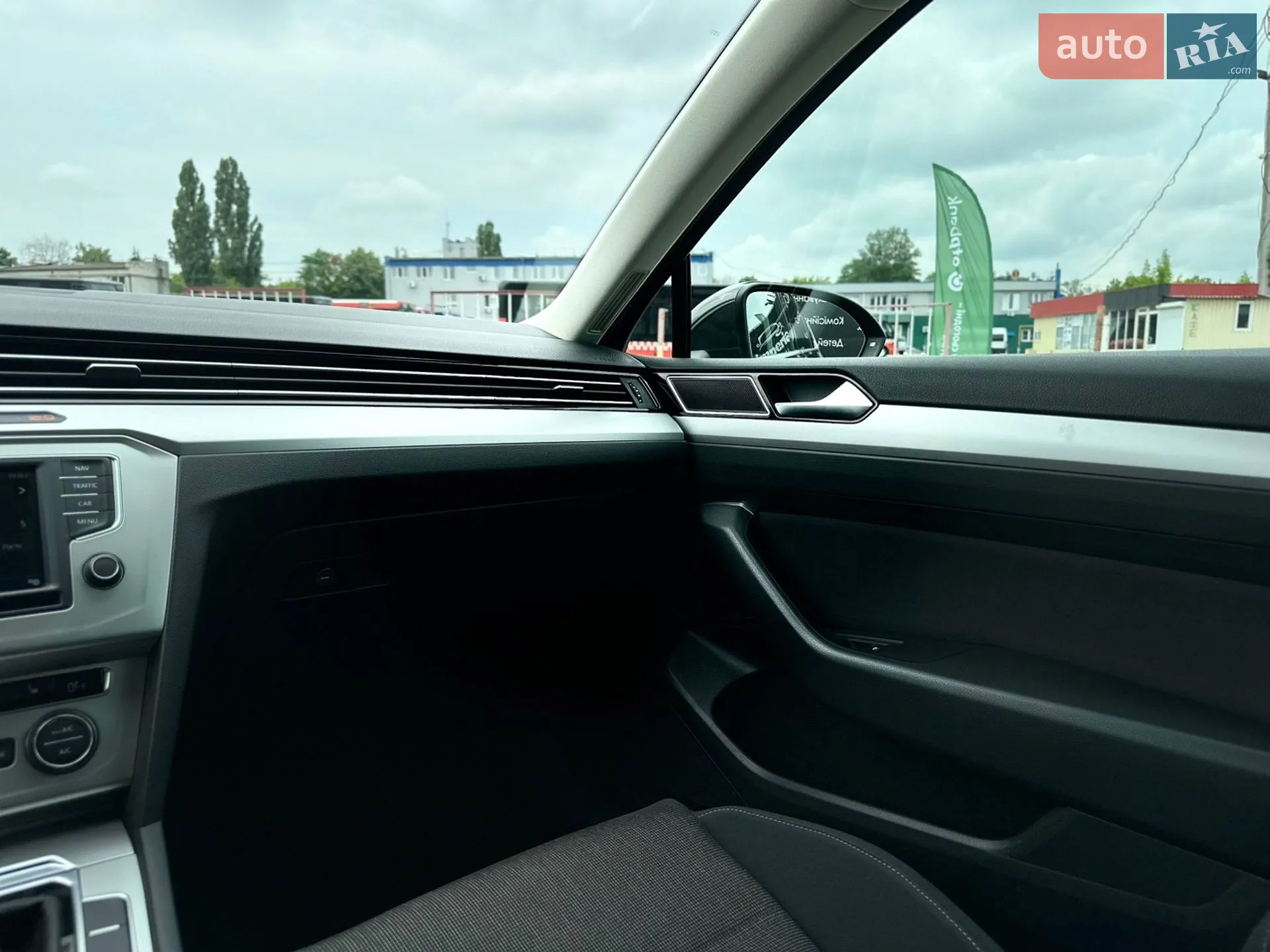 2017 Volkswagen Passat - мініатюра 22