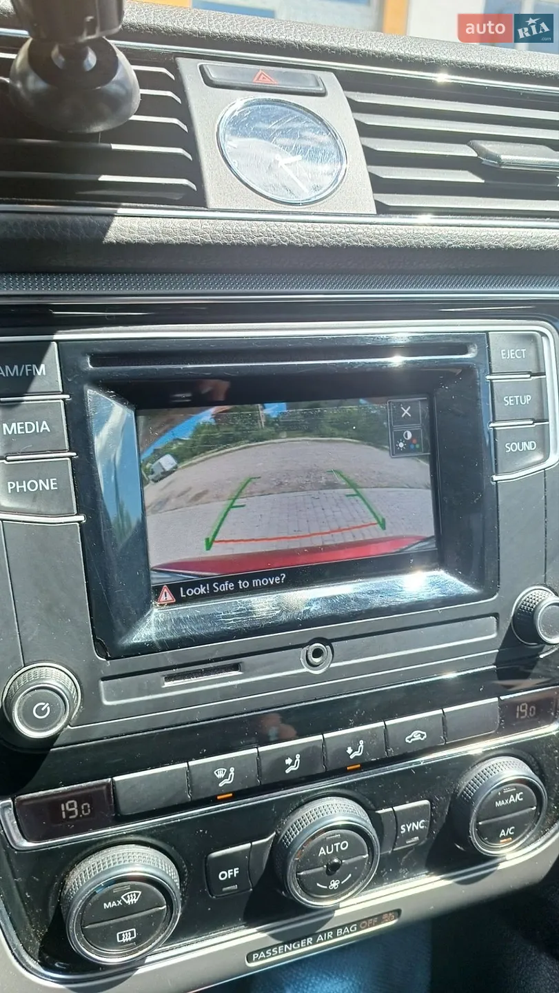 2016 Volkswagen Passat - мініатюра 9
