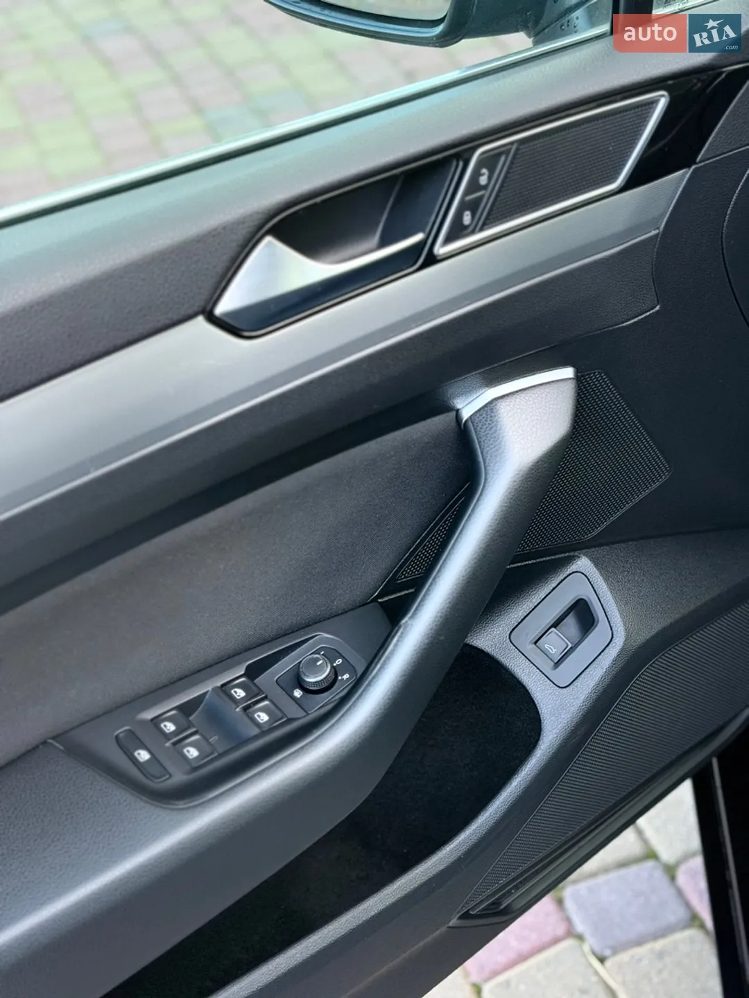 2017 Volkswagen Passat - мініатюра 30
