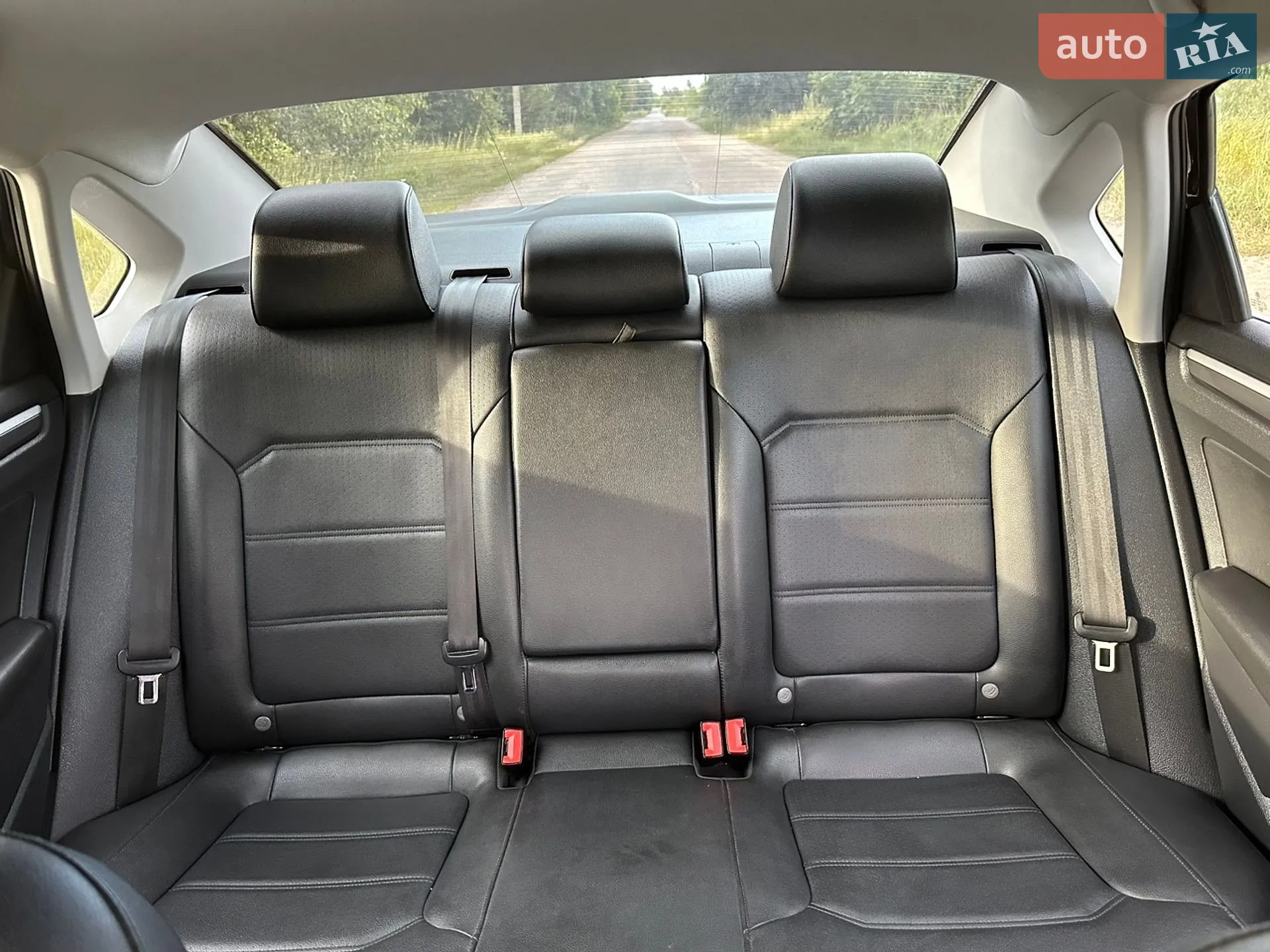 2016 Volkswagen Passat - мініатюра 16