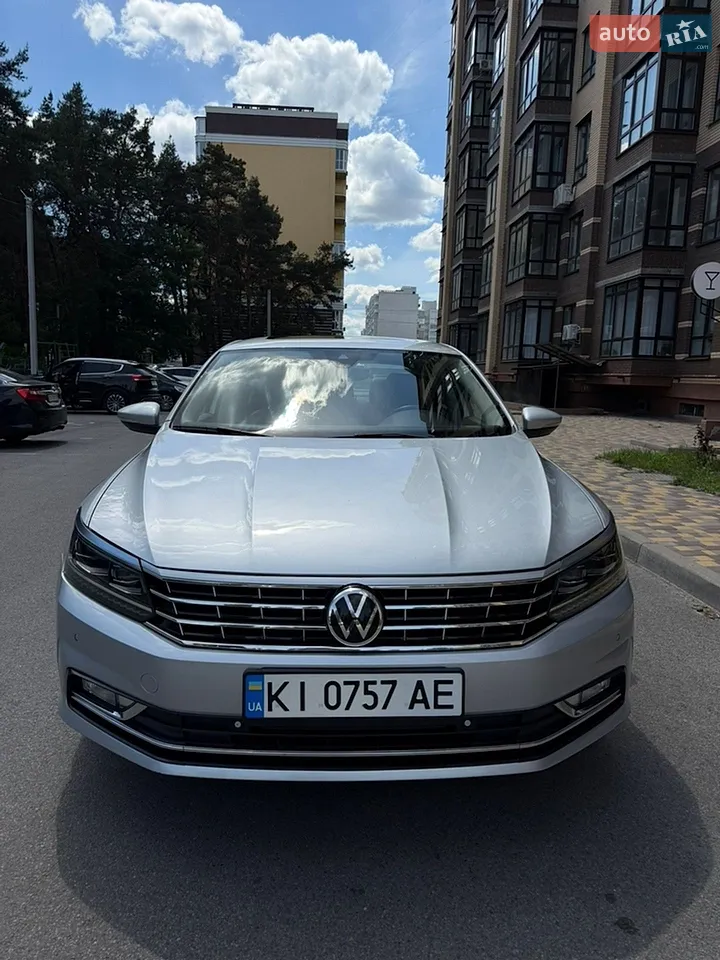 2017 Volkswagen Passat - мініатюра 32