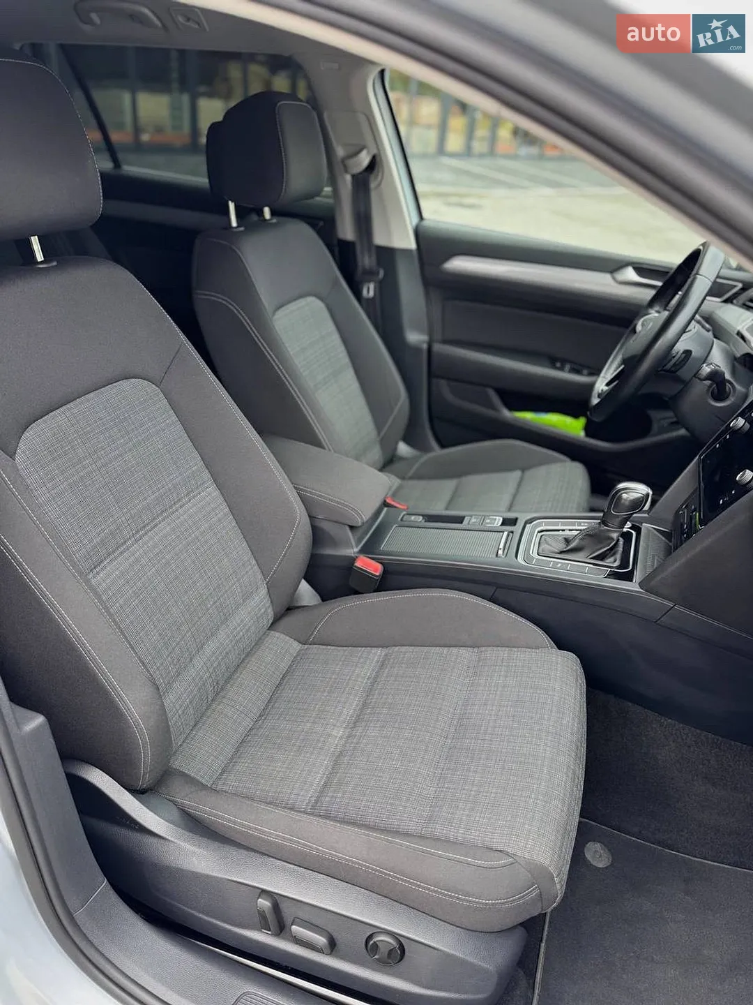 Volkswagen Passat 2022 VIN WVWZZZ3CZNE064509 фото оголошення 28 з 33