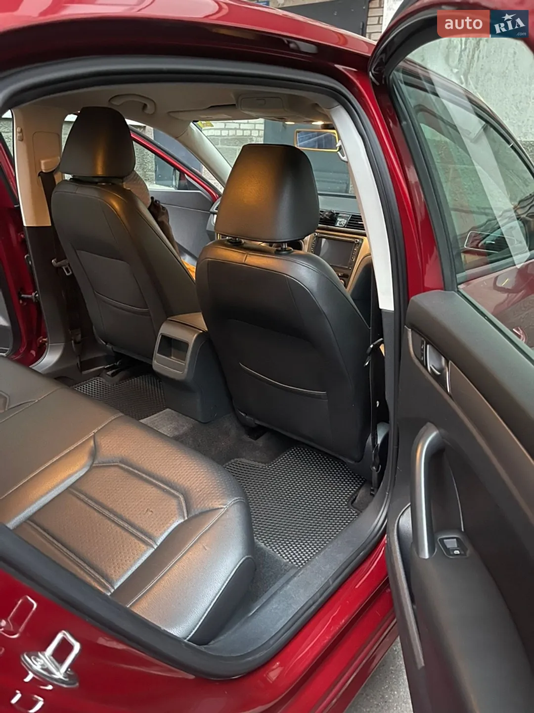 2015 Volkswagen Passat - мініатюра 8