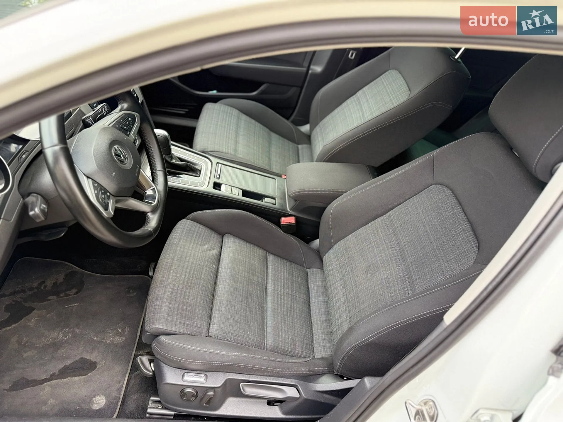2020 Volkswagen Passat - мініатюра 18