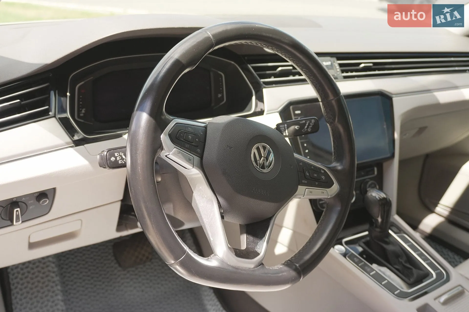 2019 Volkswagen Passat - мініатюра 21